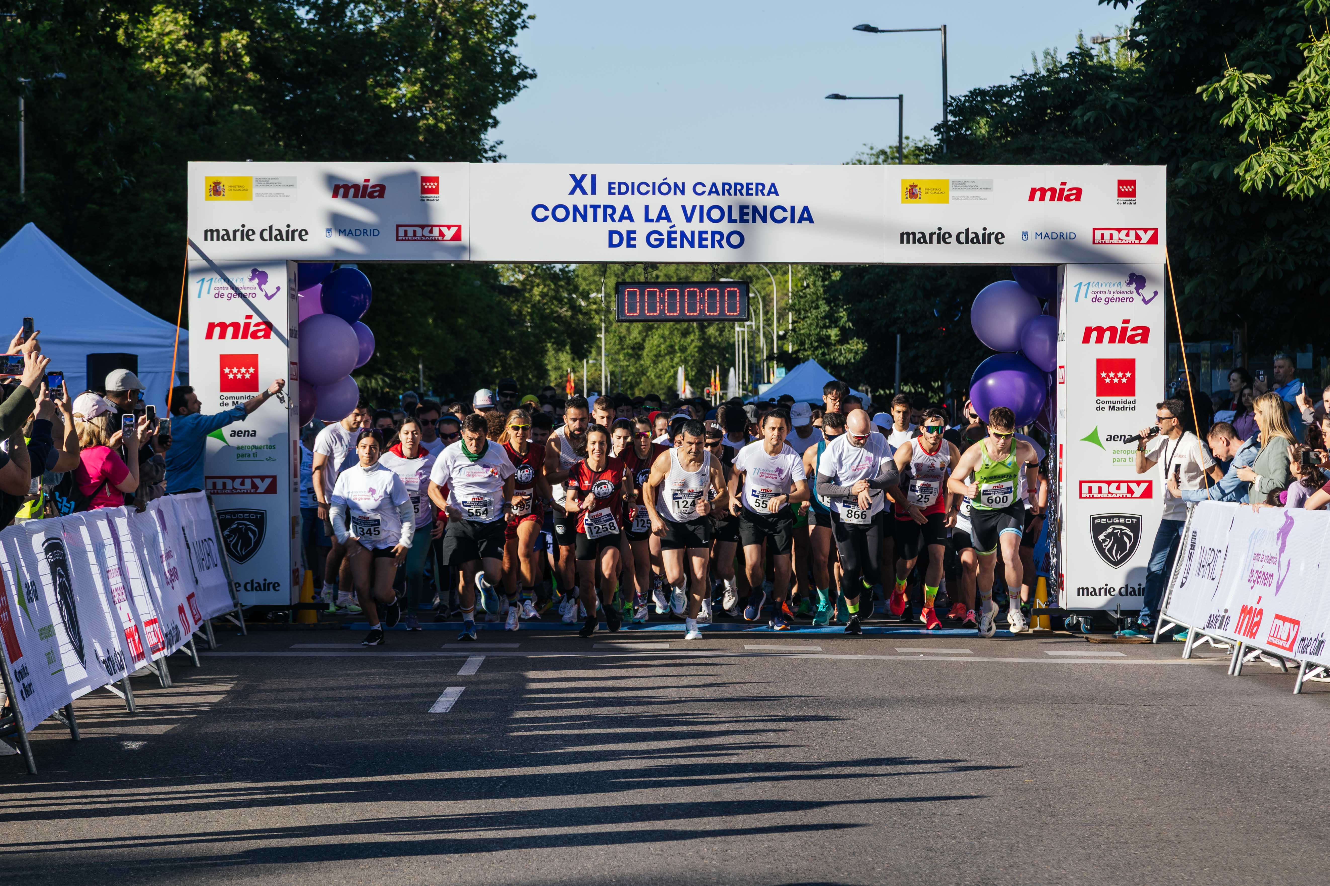 Las mejores fotos de la Carrera Contra la Violencia de Género. Salida. 90