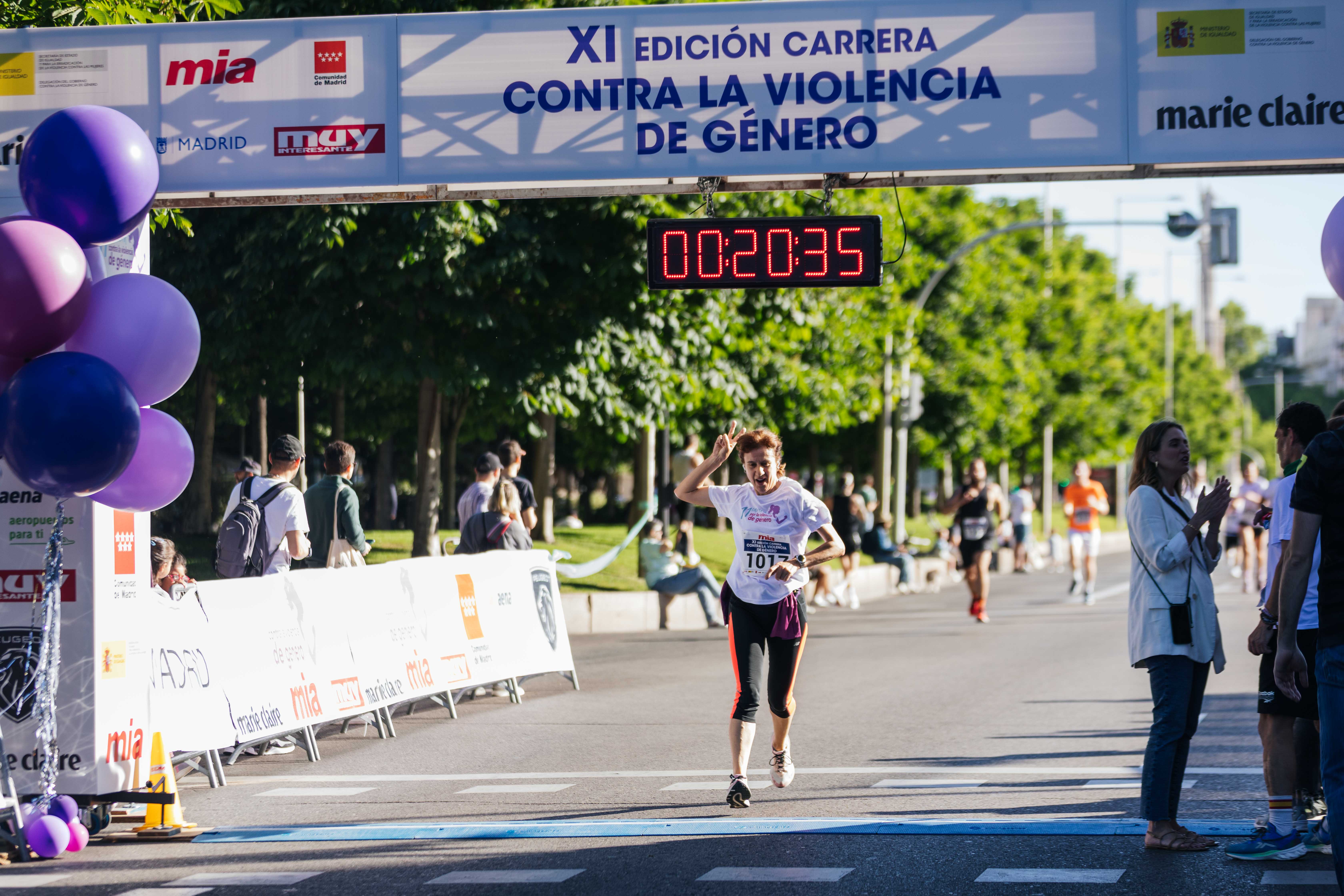 Las mejores fotos de la Carrera Contra la Violencia de Género. Meta 64