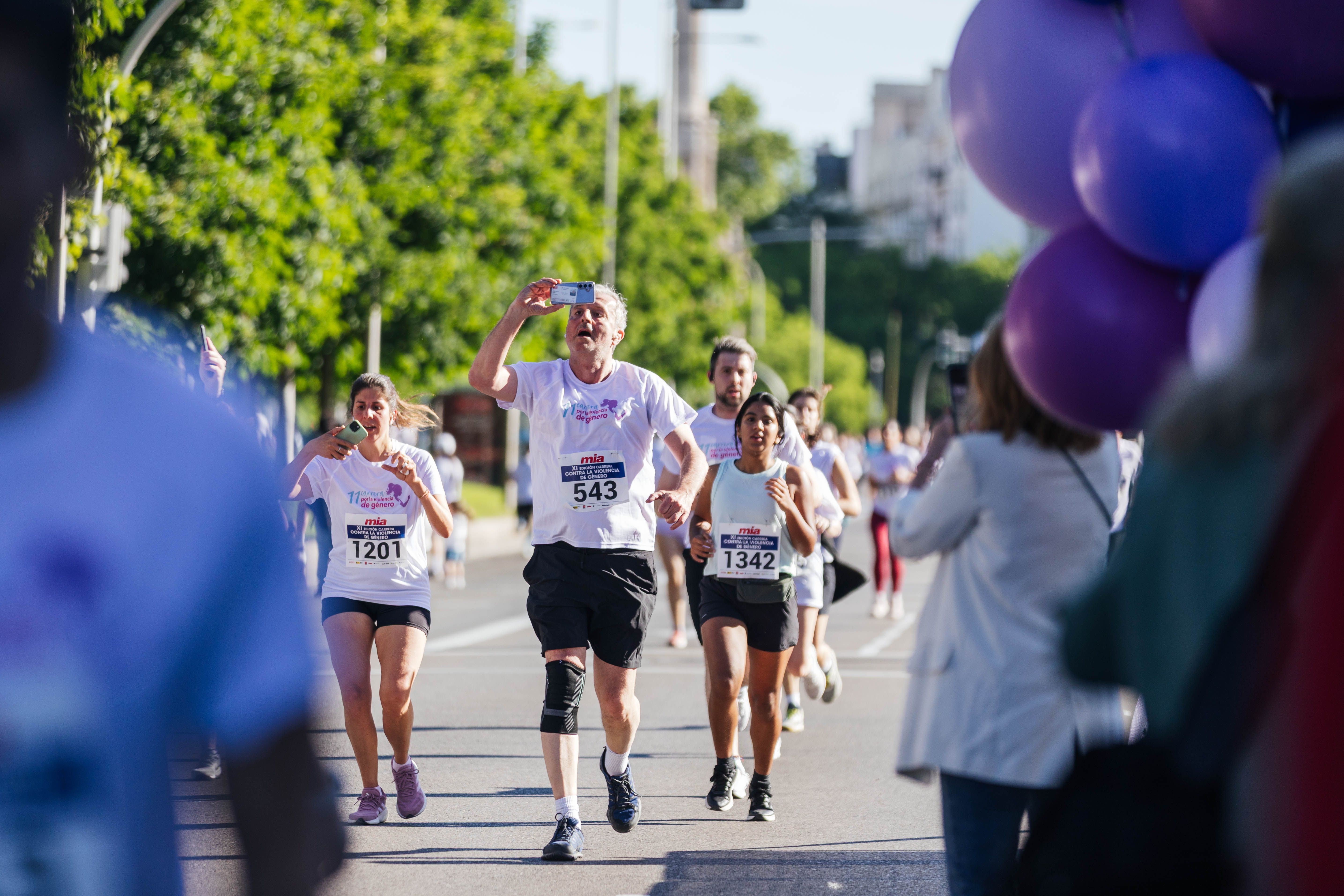 Las mejores fotos de la Carrera Contra la Violencia de Género. Meta 86