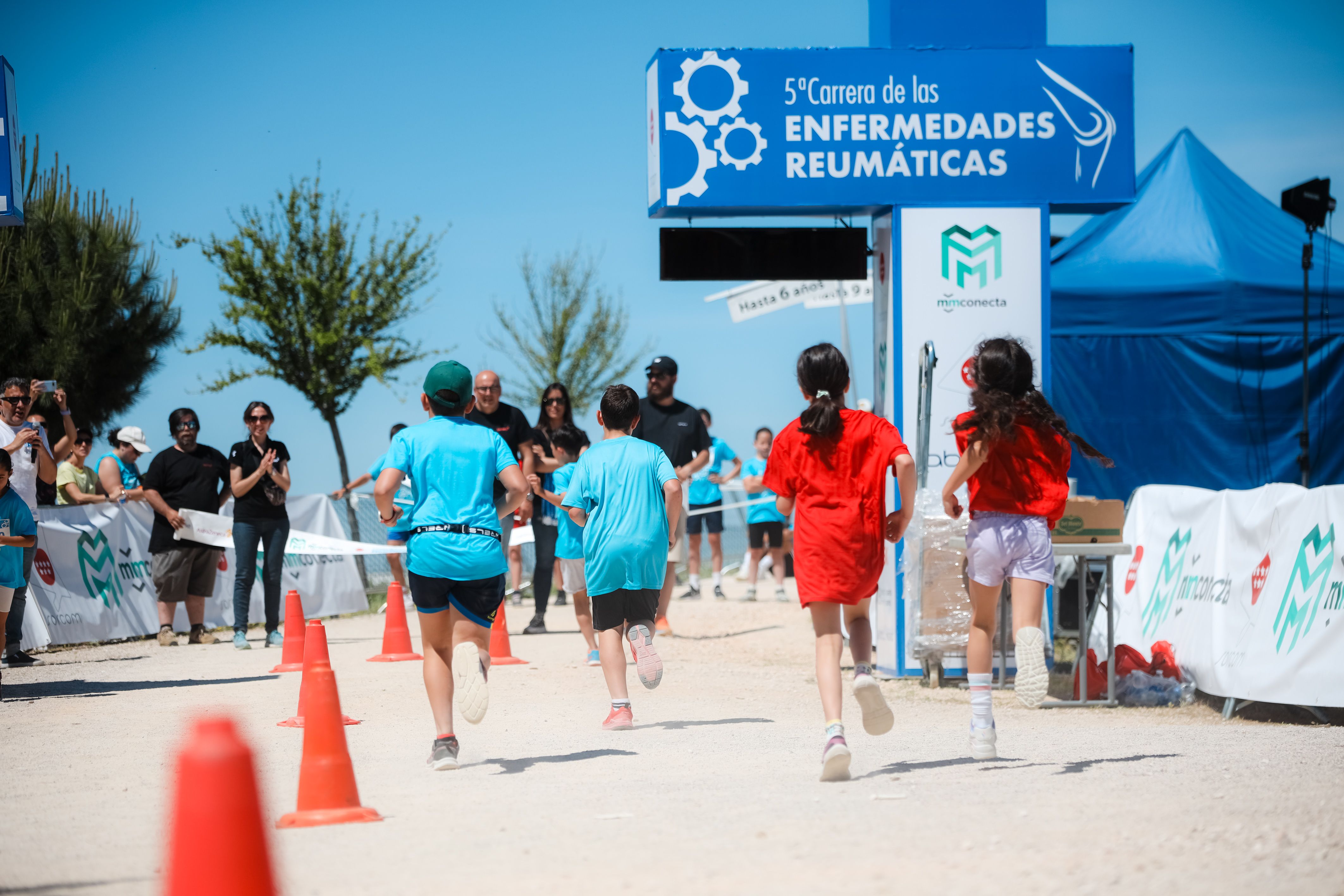 Los menores también tienen pruebas para su nivel en la Carrera de las Enfermedades Reumáticas. LAST LAP Los menores también tienen pruebas para su nivel en la Carrera de las Enfermedades Reumáticas. LAST LAP