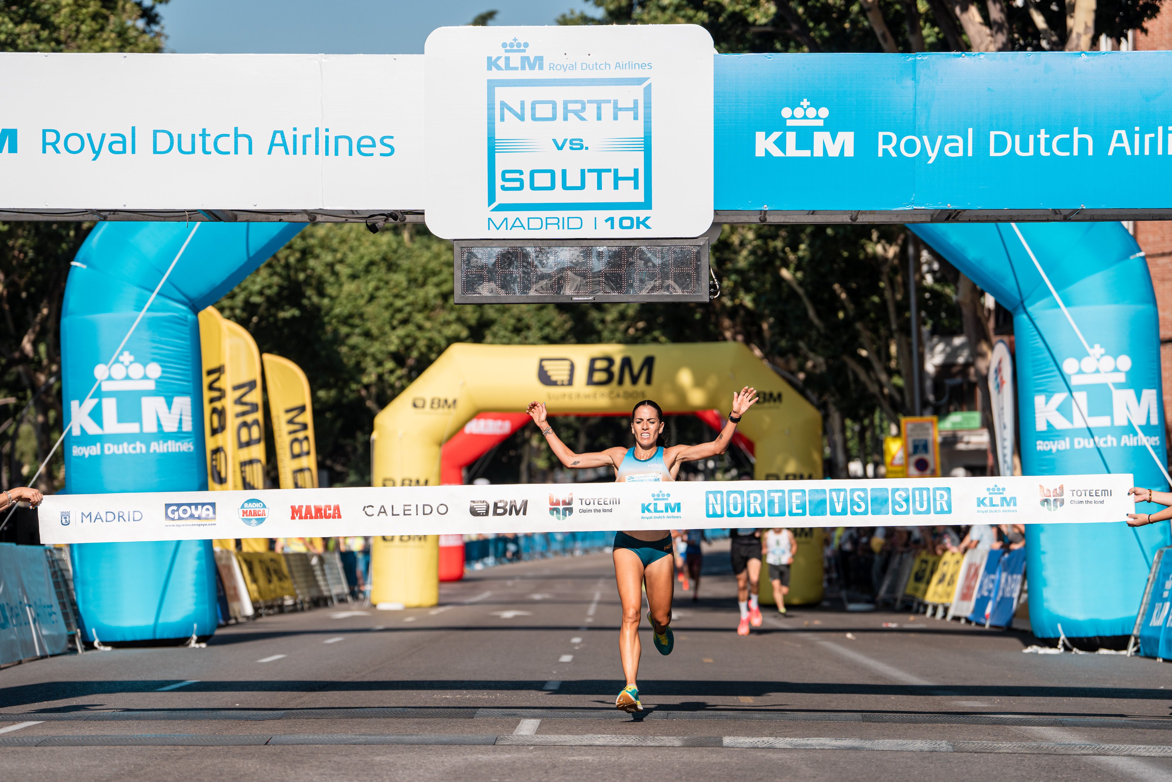 Lidia Campo ganando la KLM Norte vs Sur 2023. LAST LAP Lidia Campo ganando la KLM Norte vs Sur 2023. LAST LAP