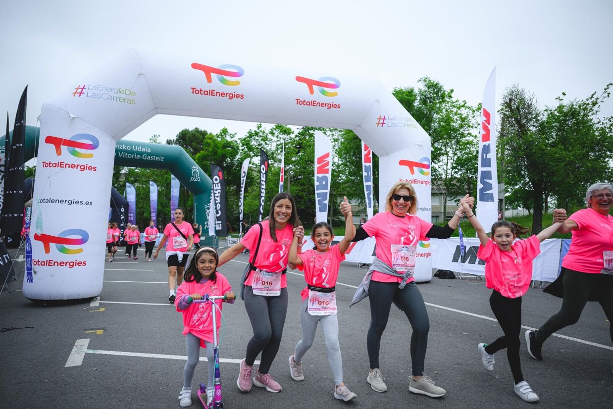 Las mejores fotos de la Carrera de la Mujer de Vitoria 2025  16370