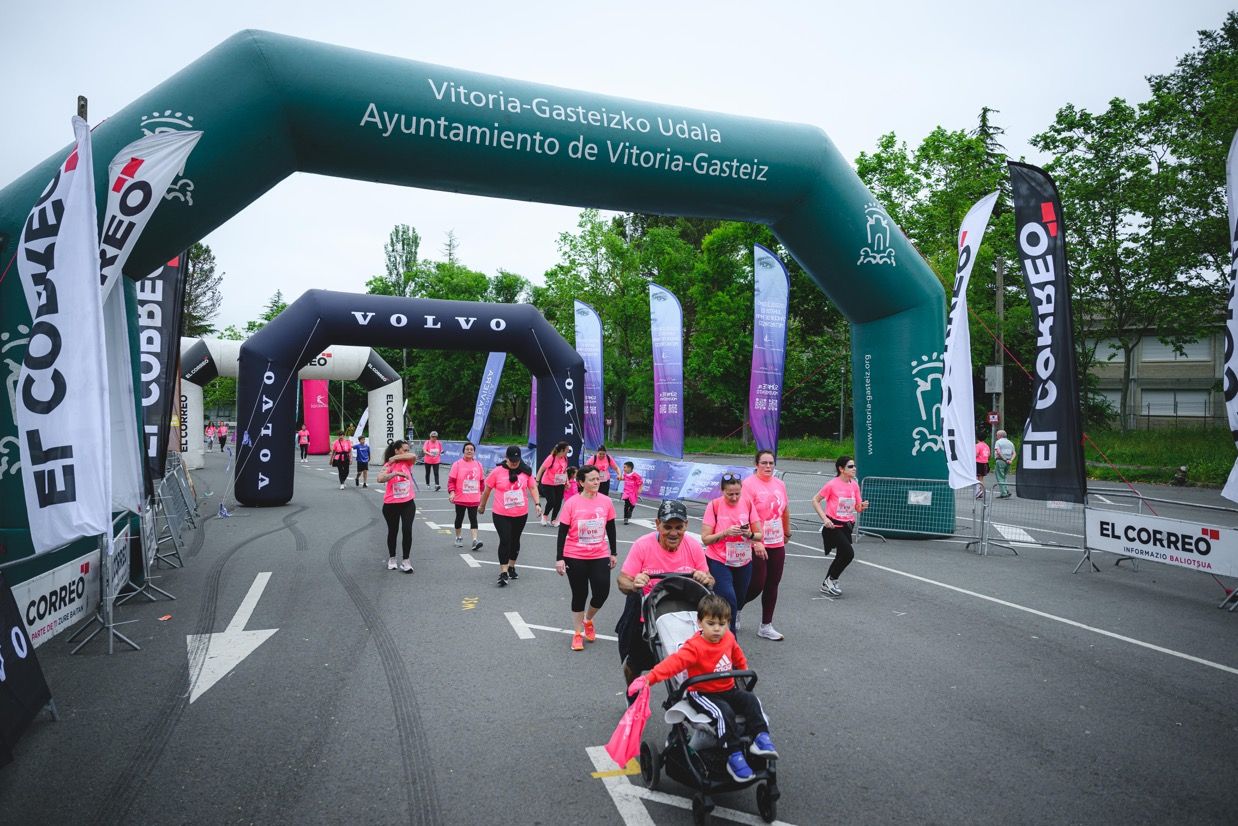 Las mejores fotos de la Carrera de la Mujer de Vitoria 2025  16380