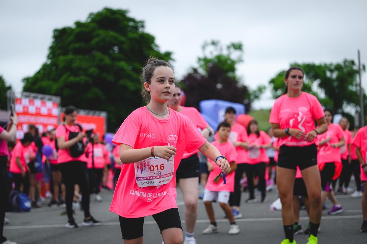 Las mejores fotos de la Carrera de la Mujer de Vitoria 2025  16043