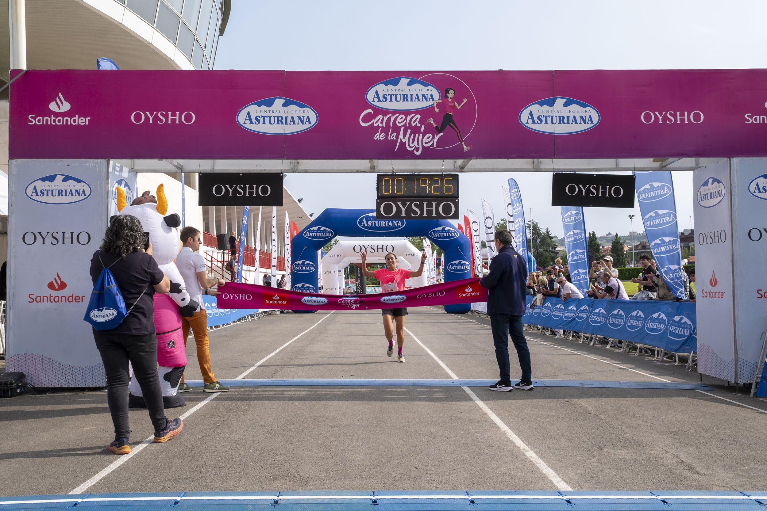 Las mejores fotos de la Carrera de la Mujer de Gijón 2025. 4760