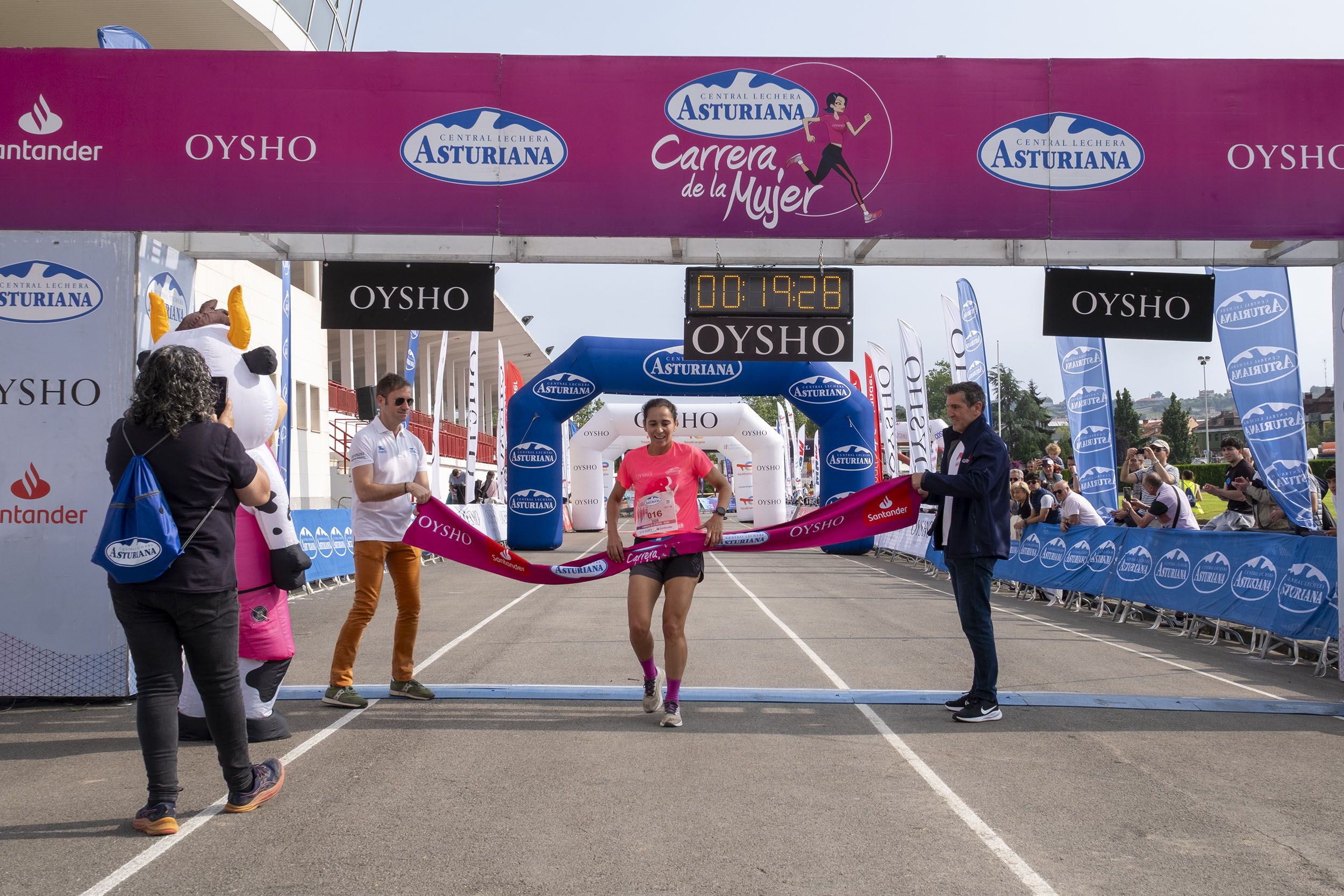 Las mejores fotos de la Carrera de la Mujer de Gijón 2025. 4764
