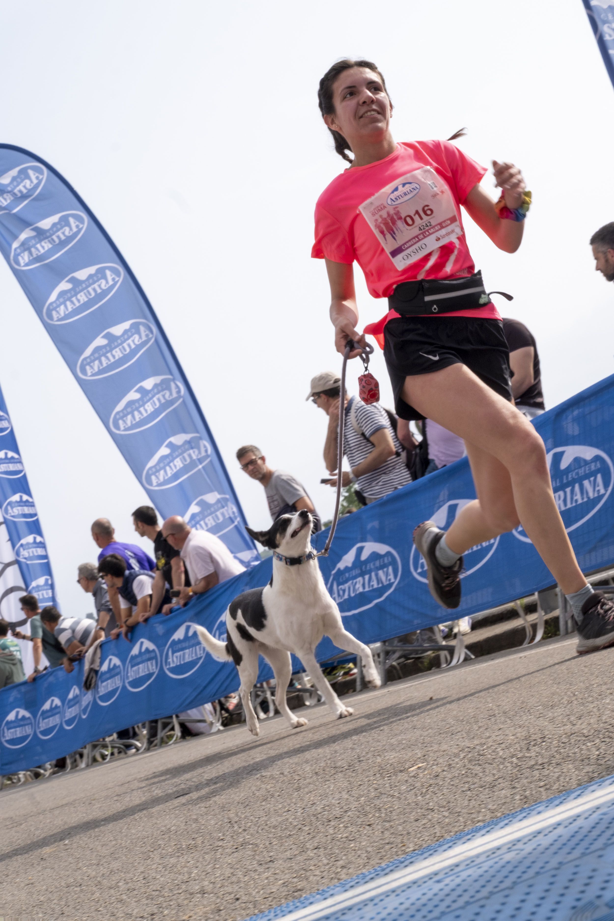 Las mejores fotos de la Carrera de la Mujer de Gijón 2025. 4907