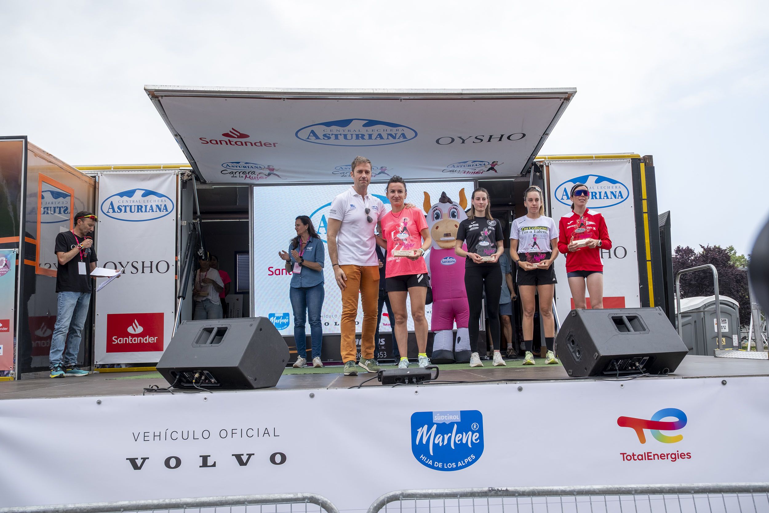 Las mejores fotos de la Carrera de la Mujer de Gijón 2025. 5140
