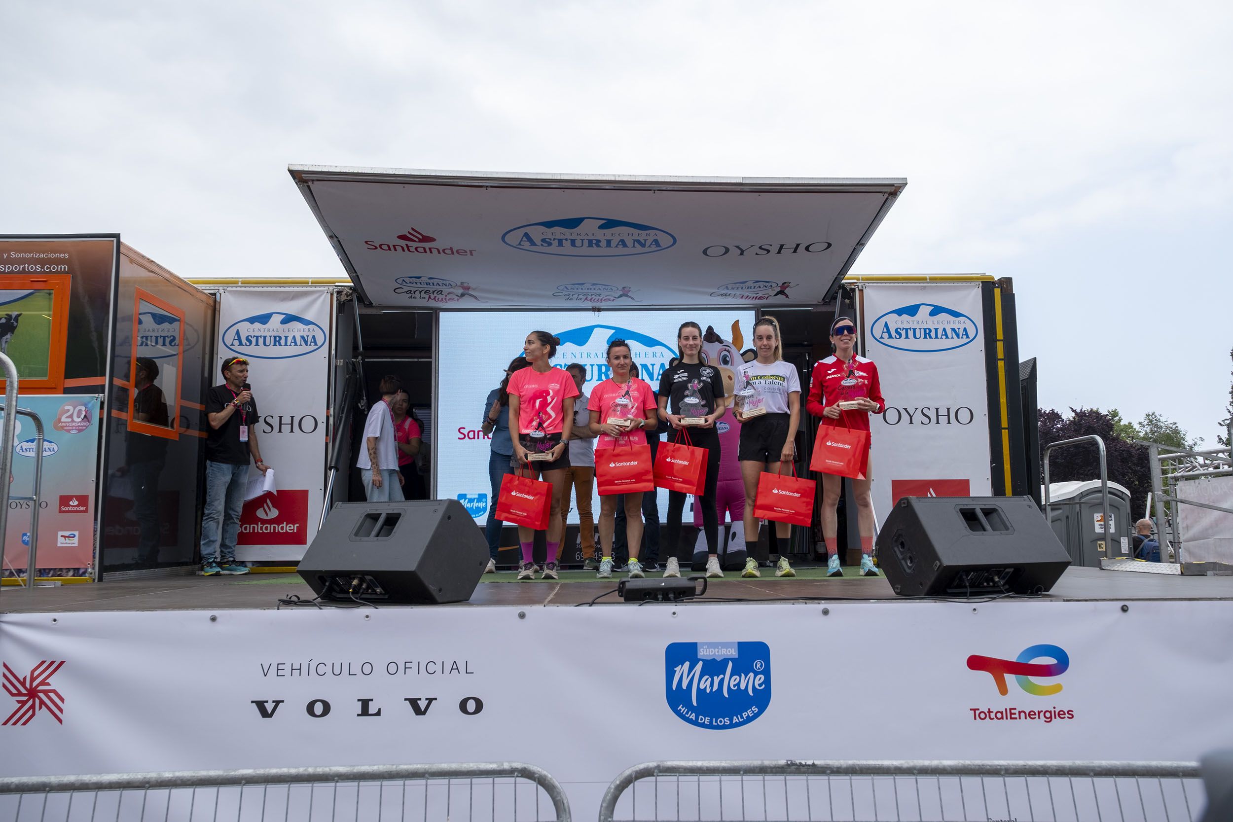 Las mejores fotos de la Carrera de la Mujer de Gijón 2025. 5167