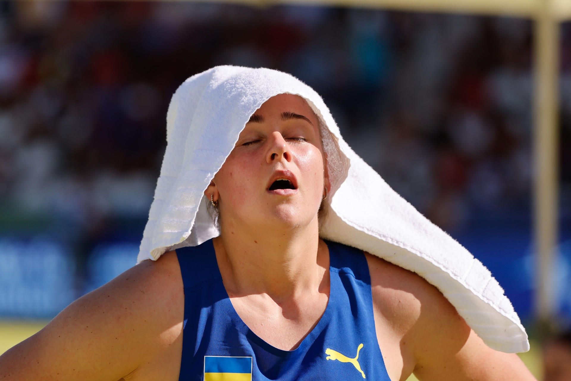 La atleta ucraniana Ol'ha Holodna reacciona durante la prueba de Peso este viernes, en el Europeo de Atletismo por equipos celebrado en Madrid. EFE.