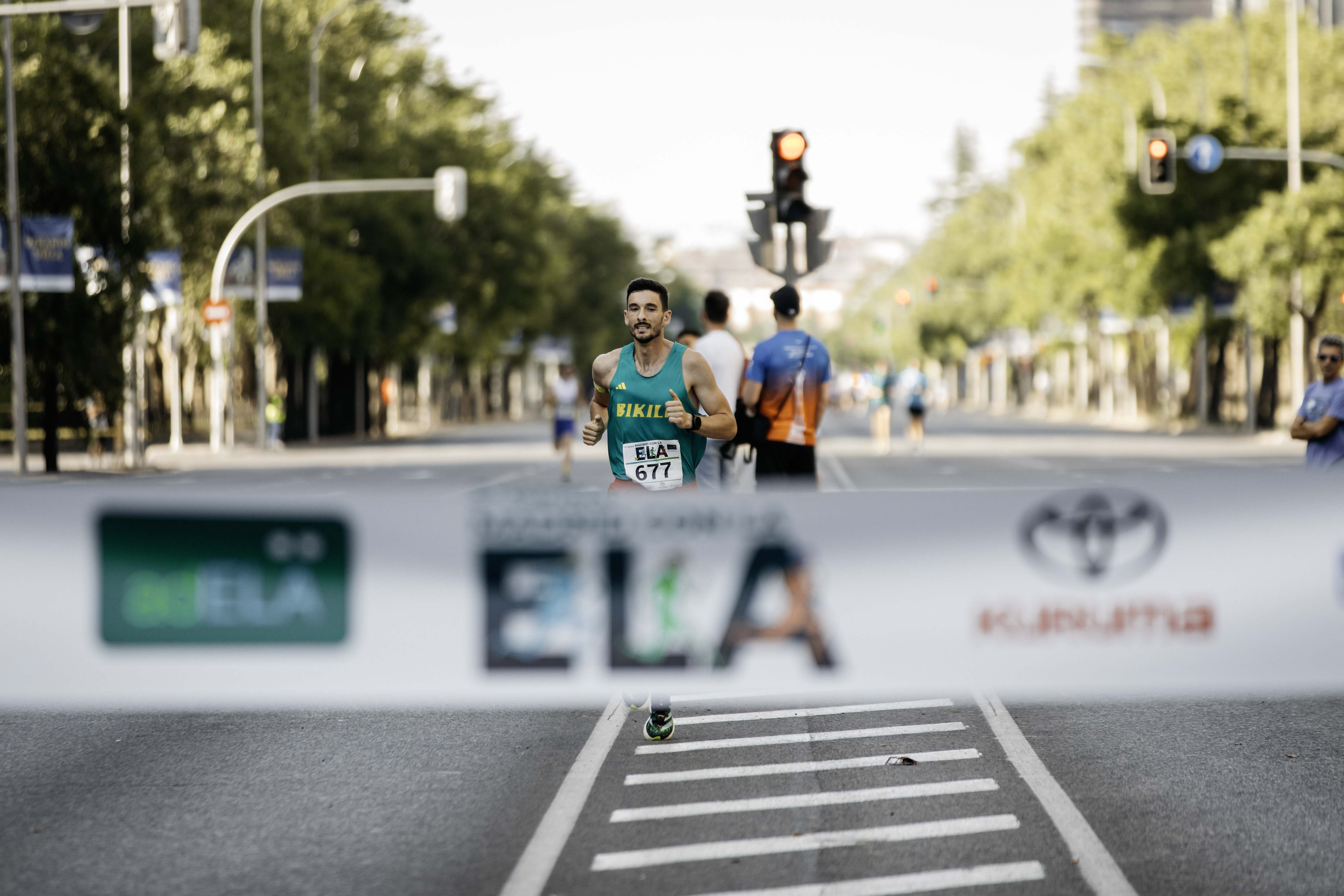 Las mejores fotos de la meta de la Carrera Madrid con la ELA 16