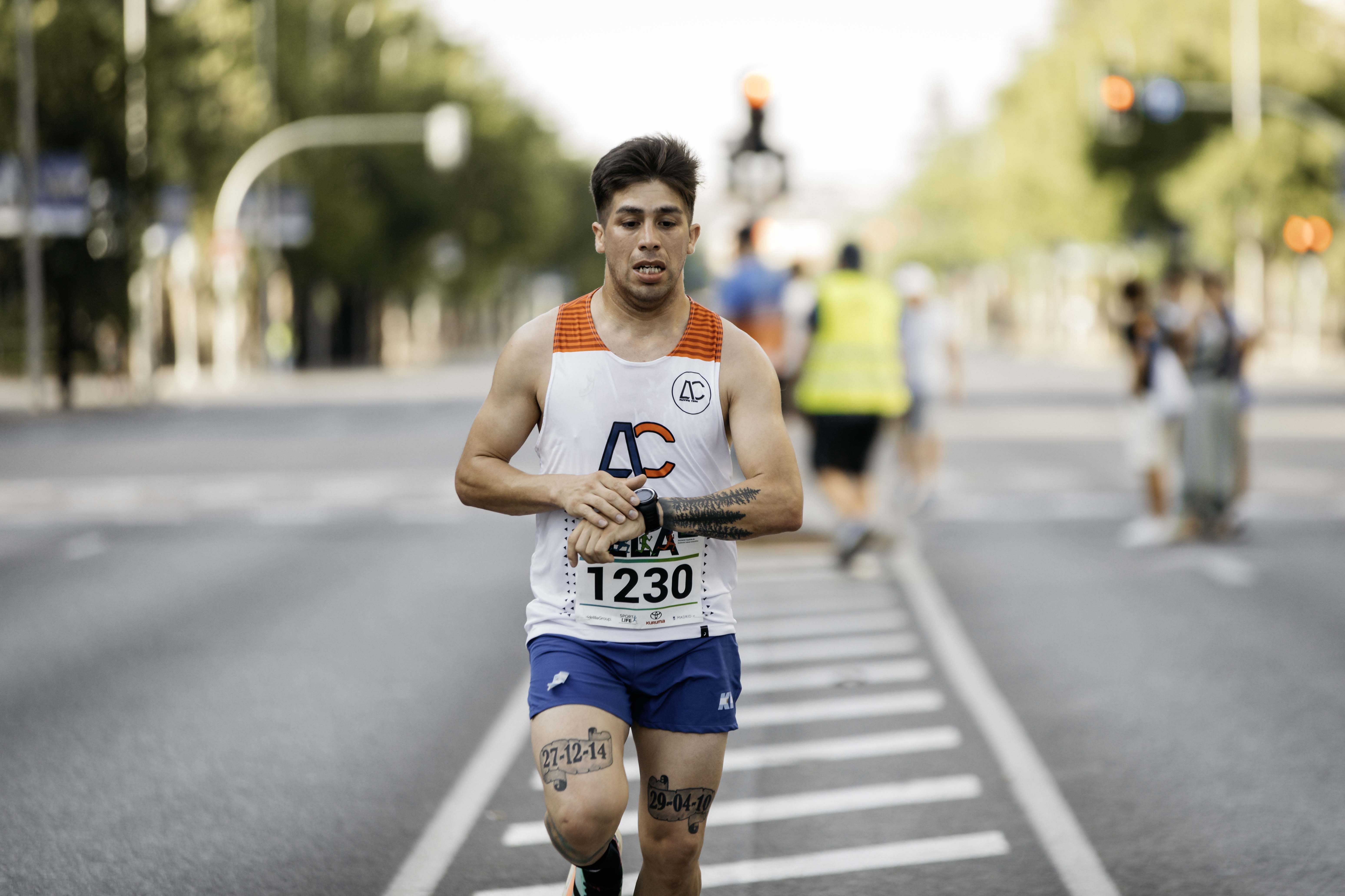 Las mejores fotos de la meta de la Carrera Madrid con la ELA 22
