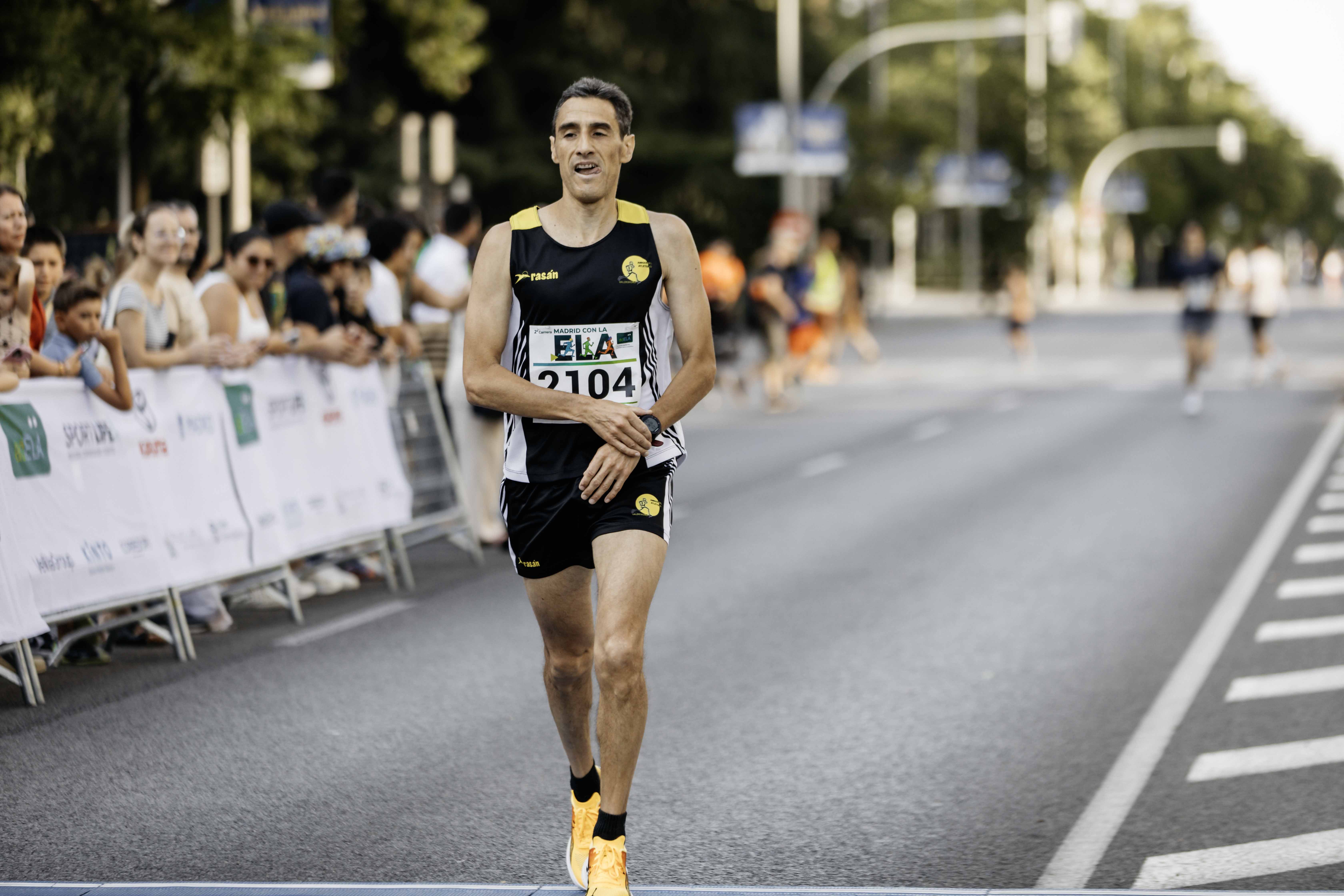 Las mejores fotos de la meta de la Carrera Madrid con la ELA 24