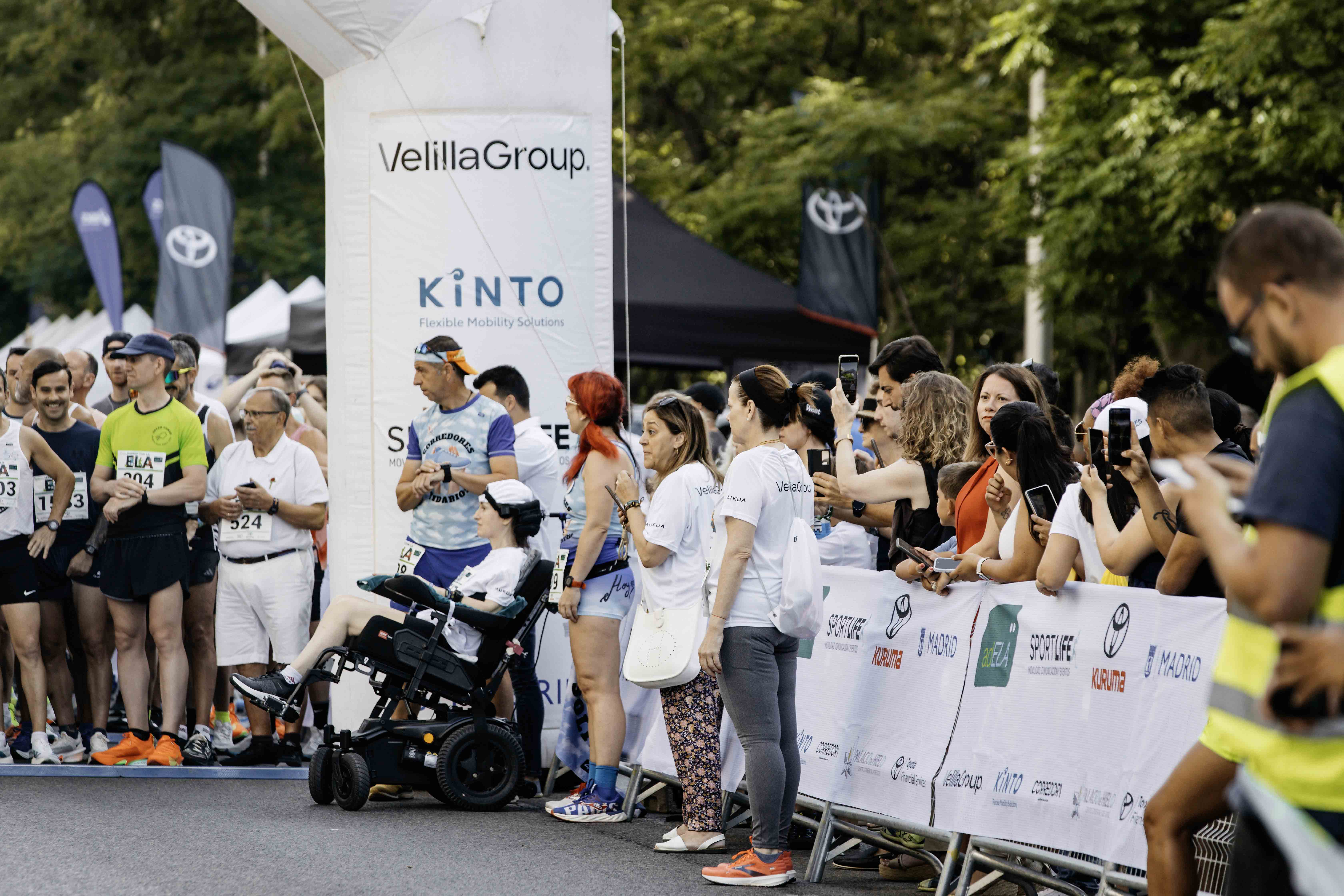 Las mejores fotos de la salida de la Carrera Madrid con la ELA 61