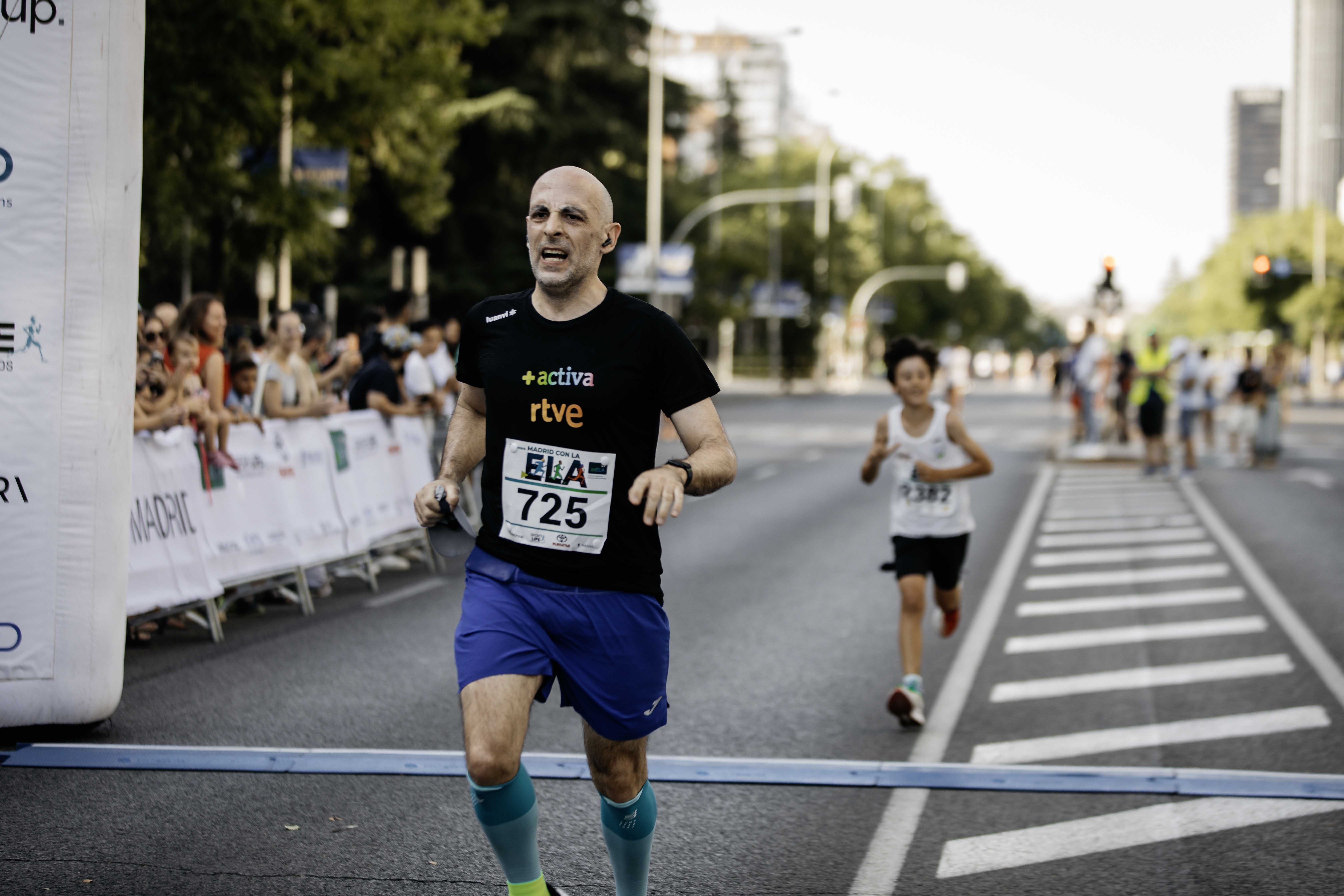Las mejores fotos de la meta de la Carrera Madrid con la ELA 45