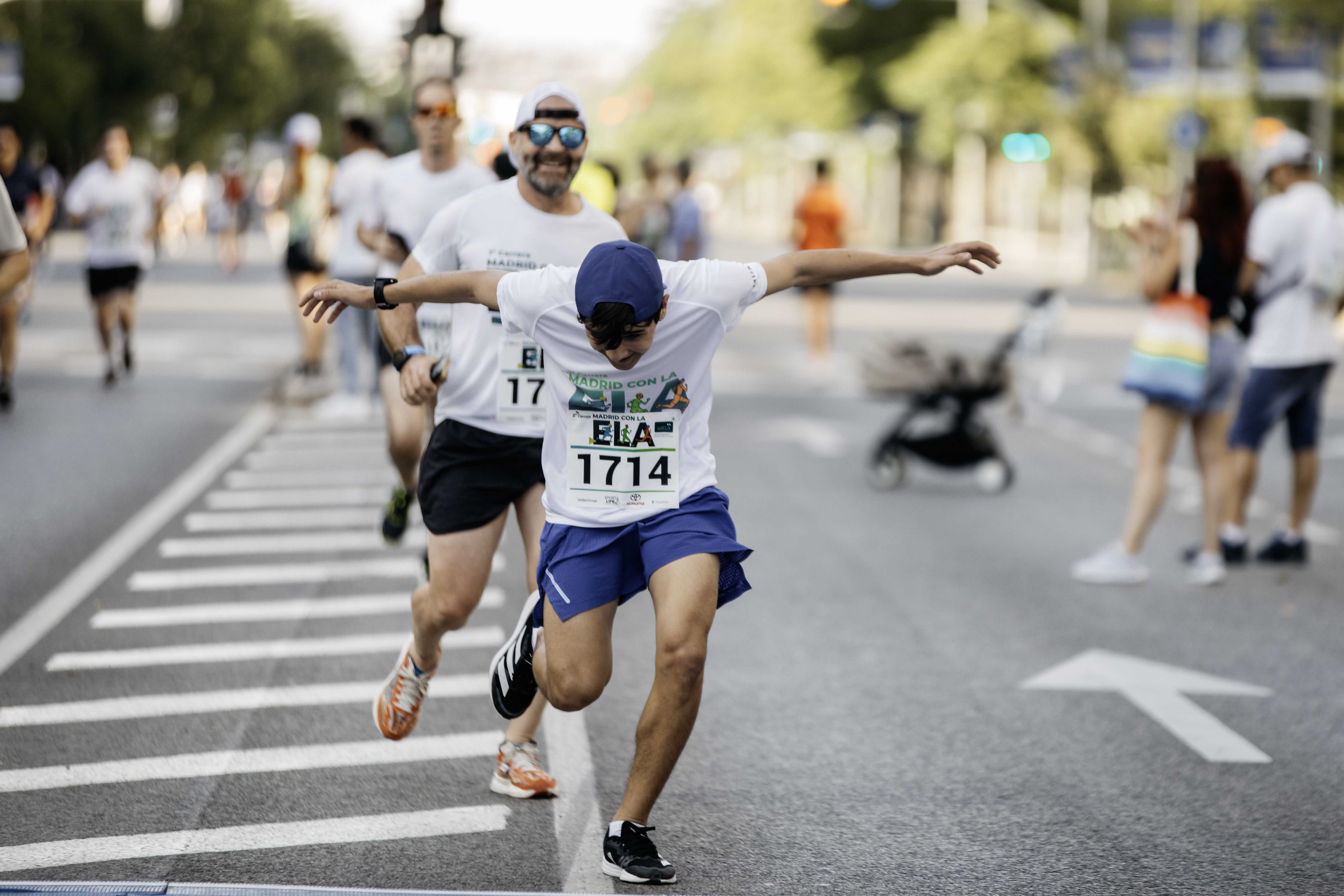 Las mejores fotos de la meta de la Carrera Madrid con la ELA 68