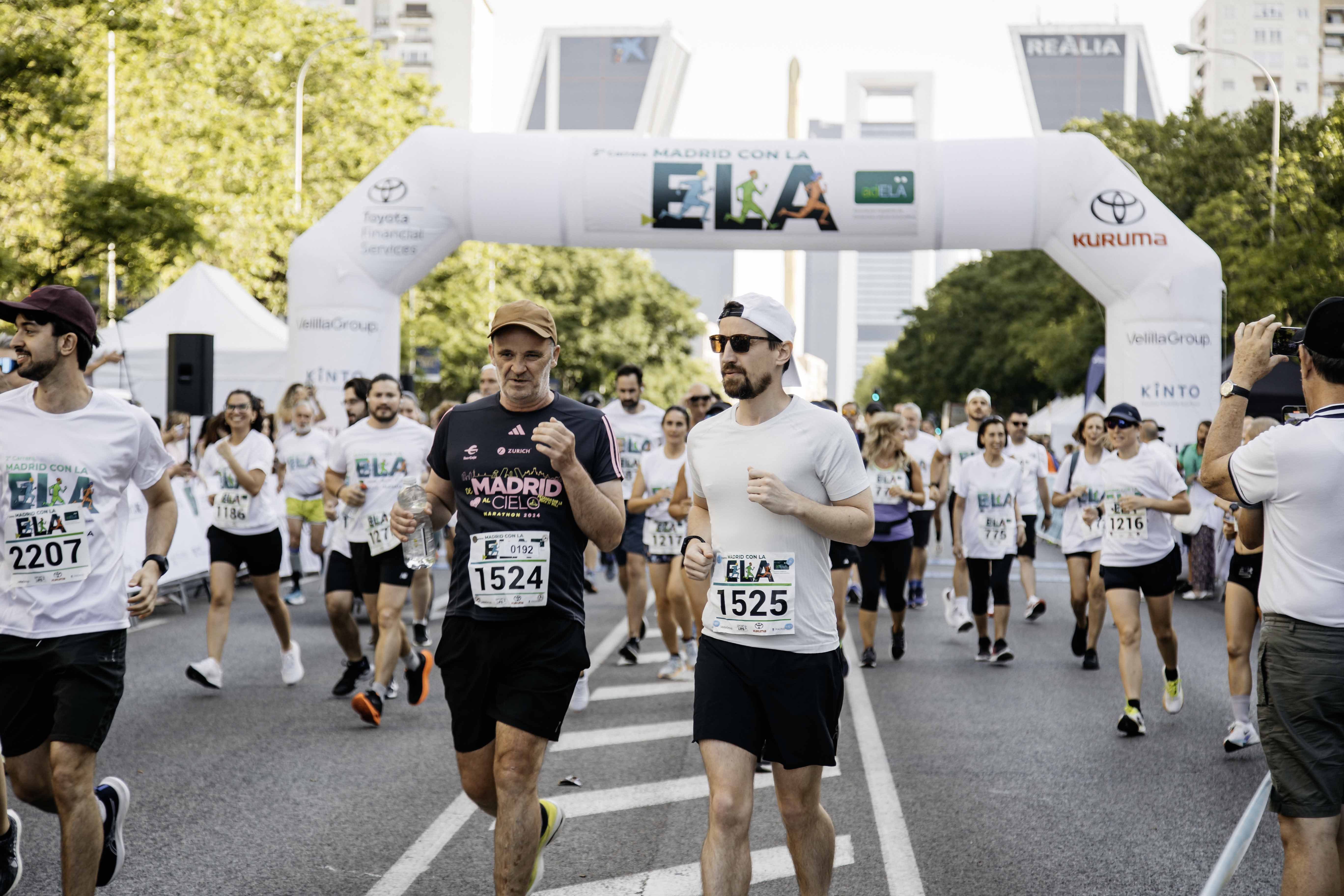 Las mejores fotos de la salida de la Carrera Madrid con la ELA 95