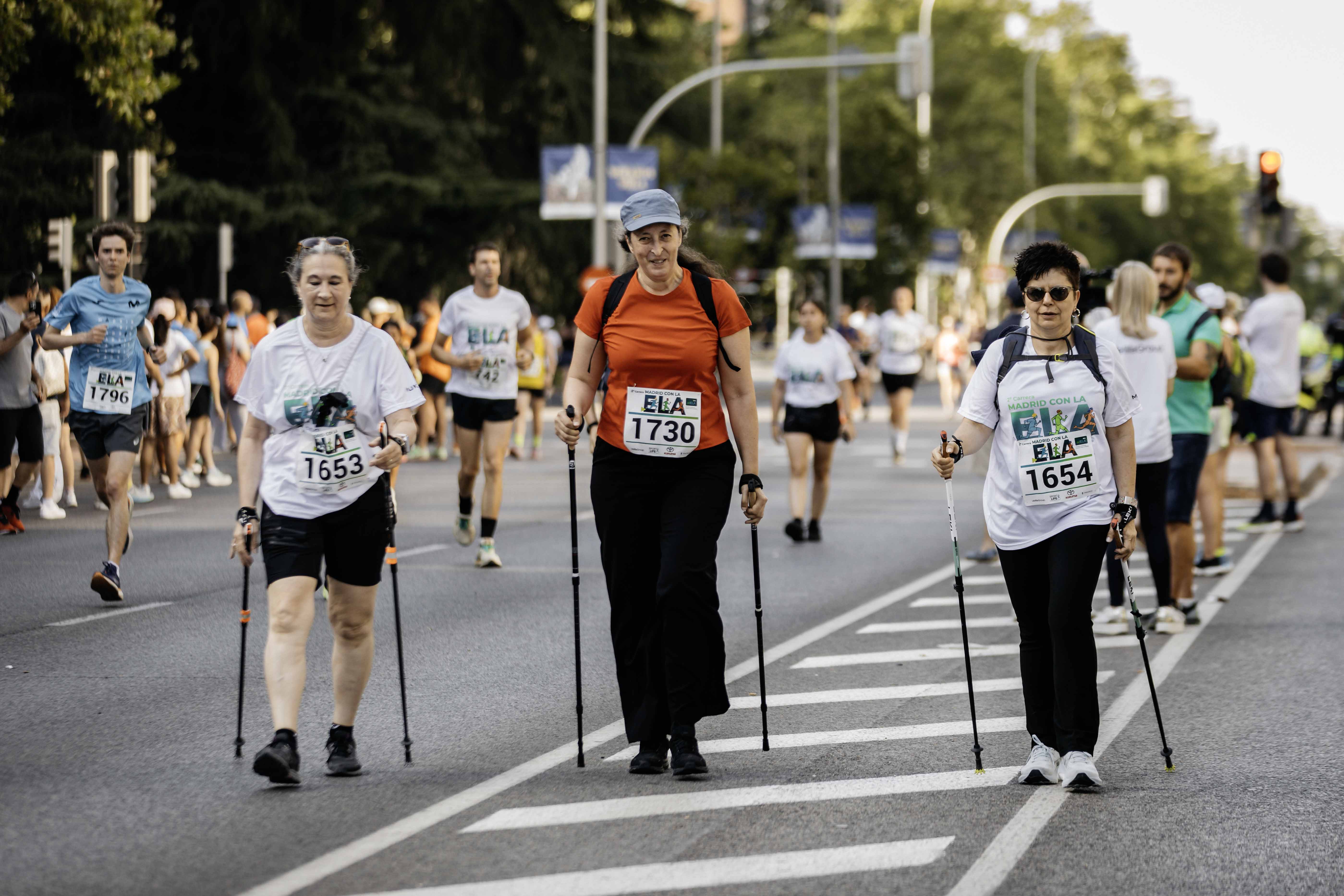 Las mejores fotos de la meta de la Carrera Madrid con la ELA 208