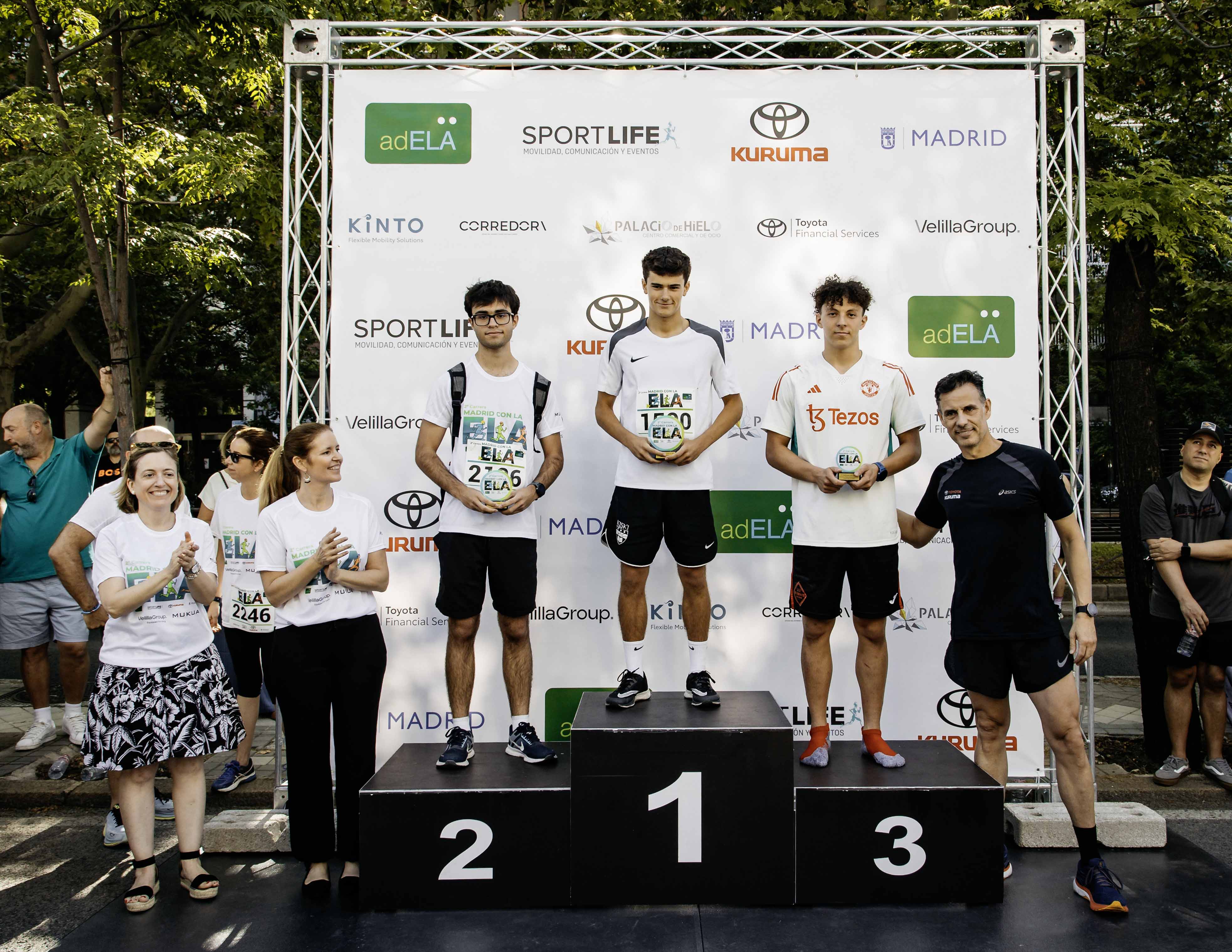 Las mejores fotos de la premiación de la Carrera Madrid con la ELA 13