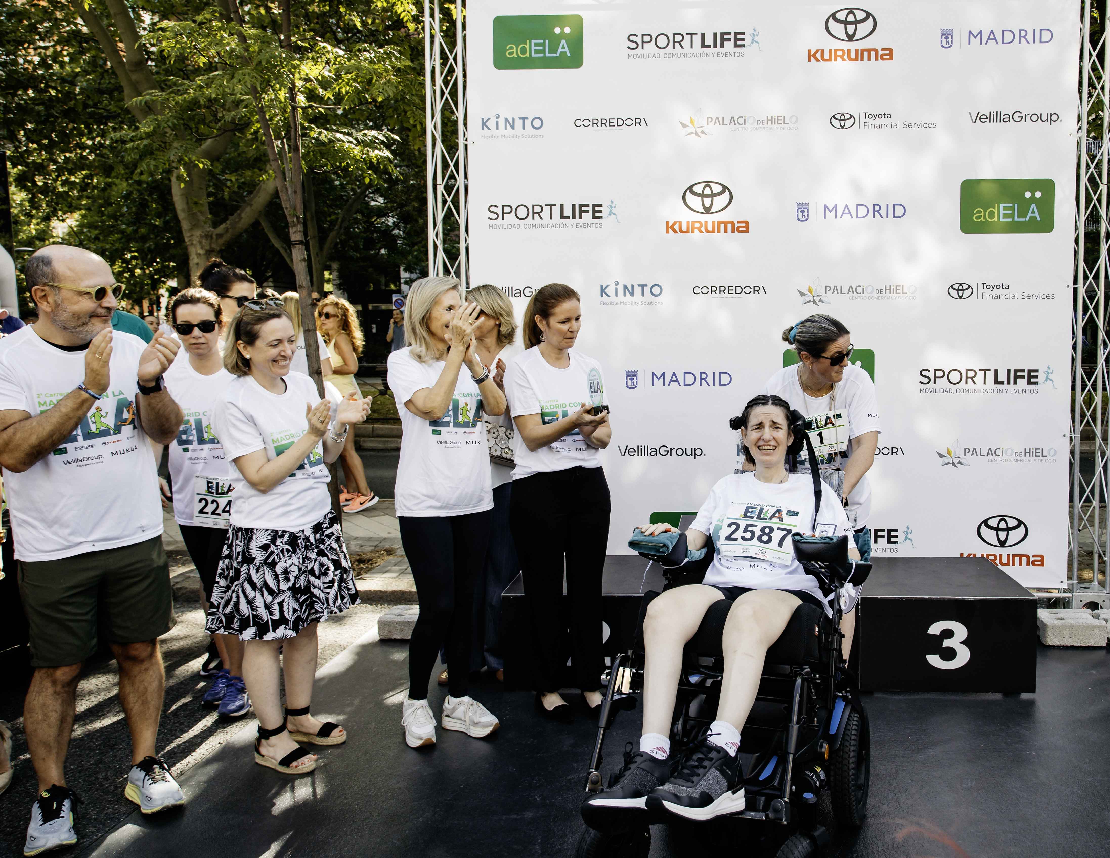 Las mejores fotos de la premiación de la Carrera Madrid con la ELA 16