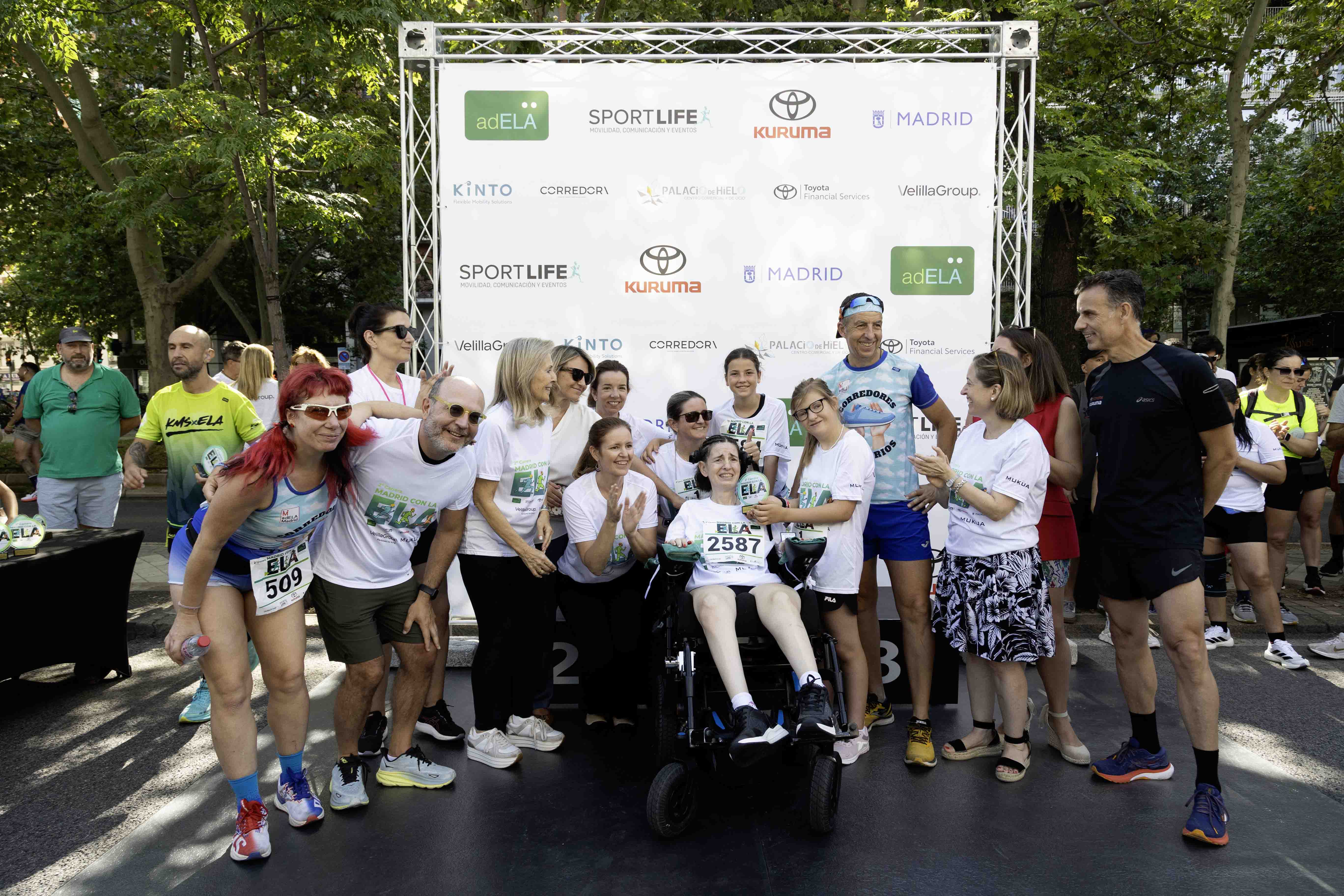 Las mejores fotos de la premiación de la Carrera Madrid con la ELA 17