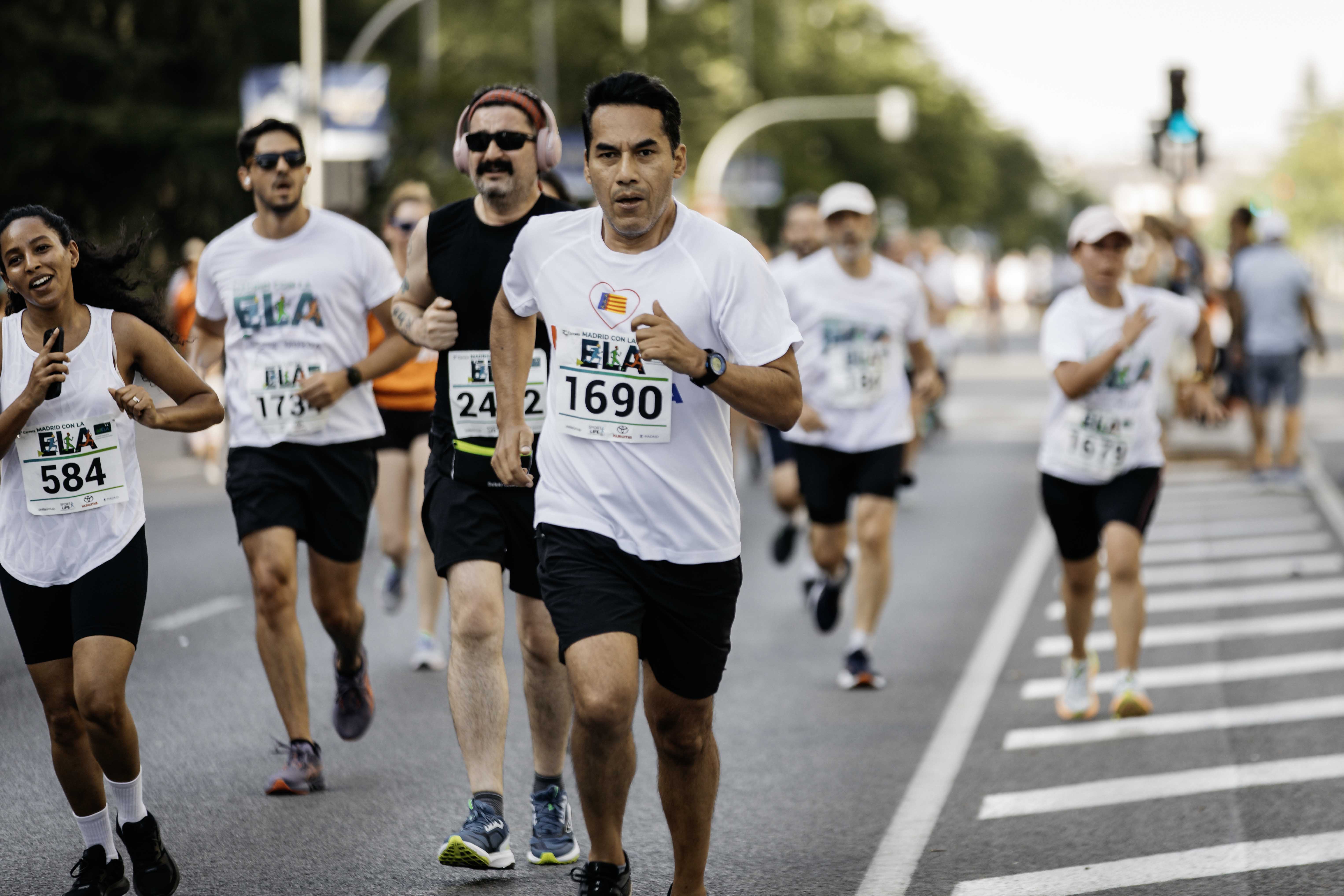 Las mejores fotos de la meta de la Carrera Madrid con la ELA 106