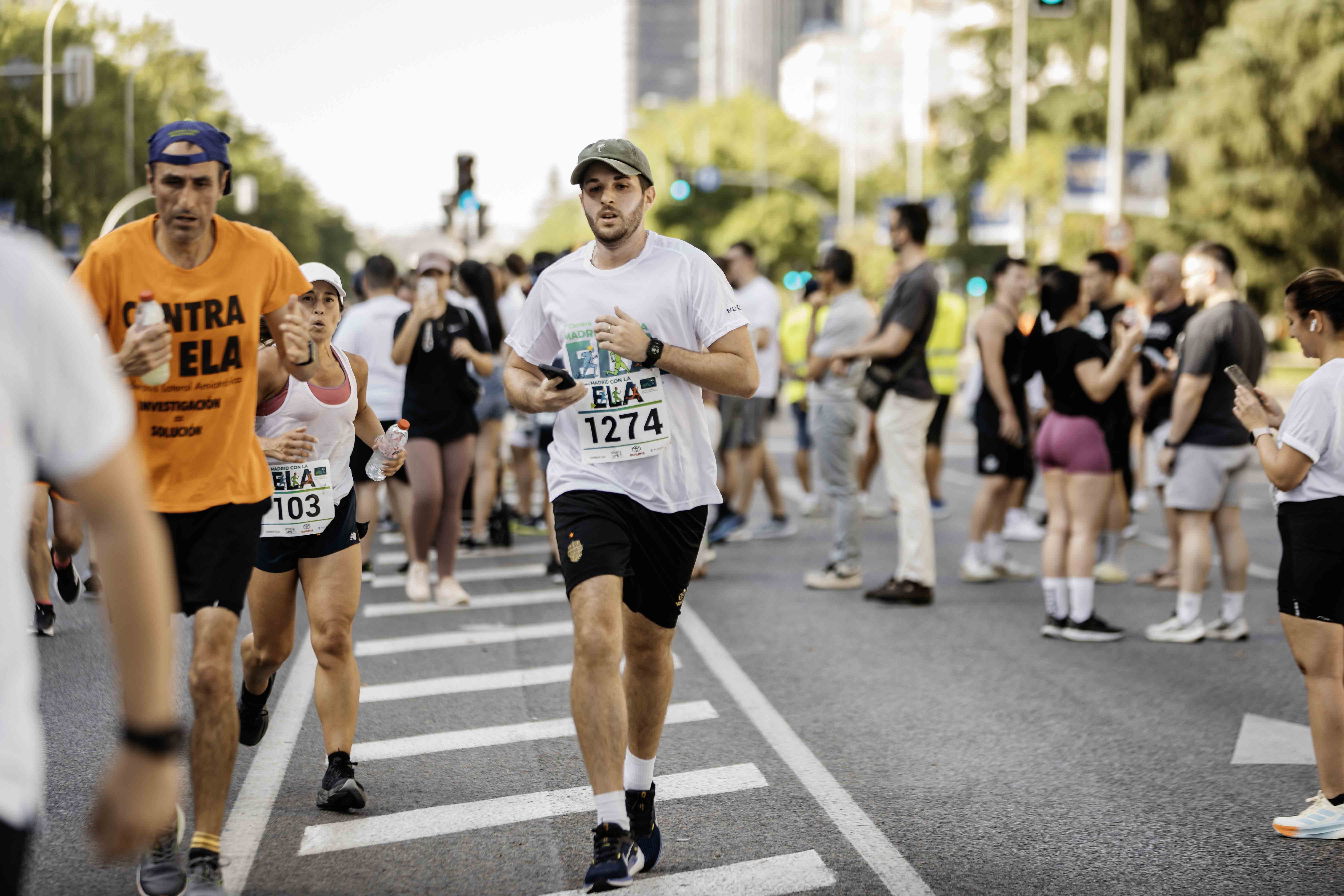 Las mejores fotos de la meta de la Carrera Madrid con la ELA 258