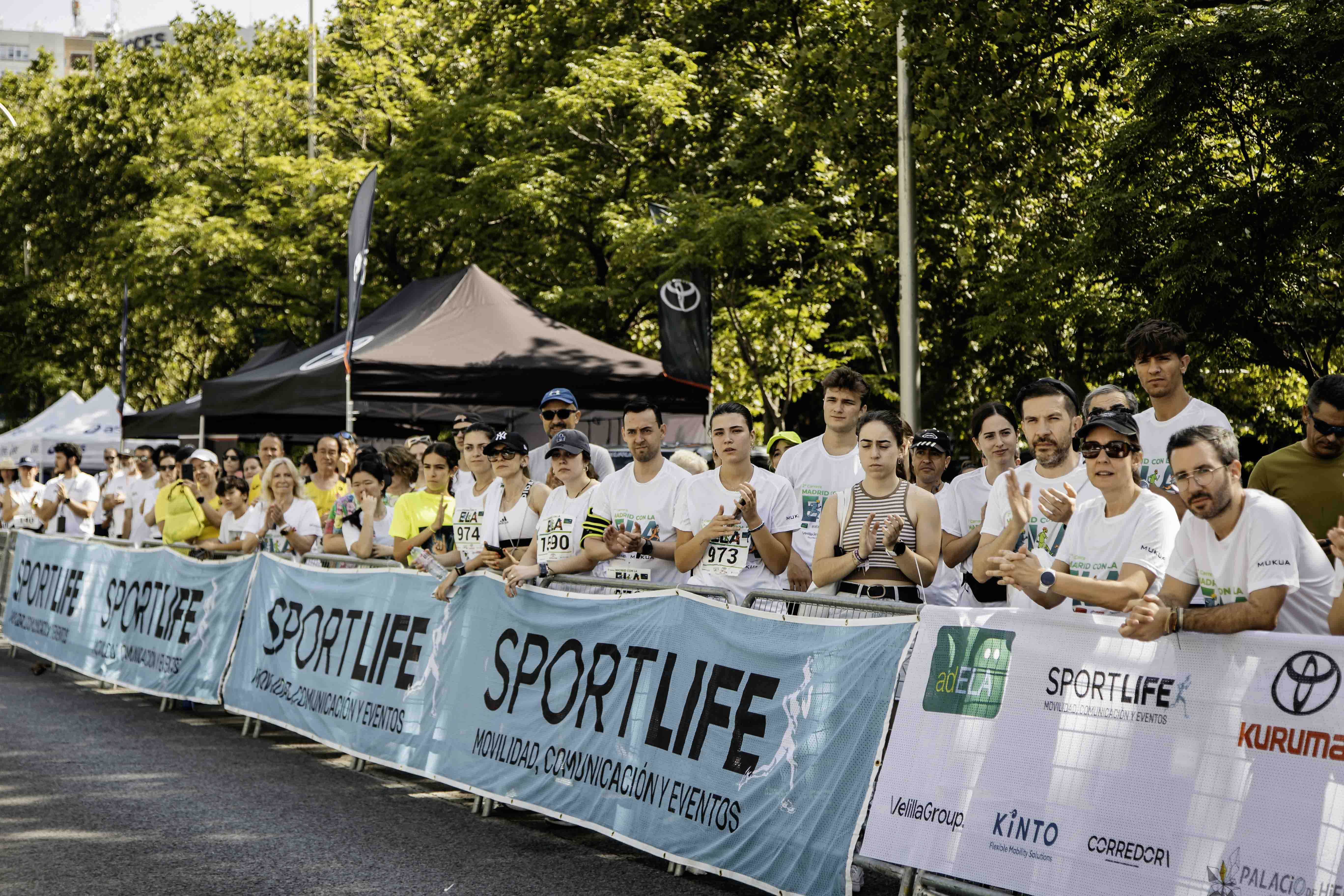 Las mejores fotos de la Carrera de la Superación celebara dentro de la Carrera Madrid con la ELA 47