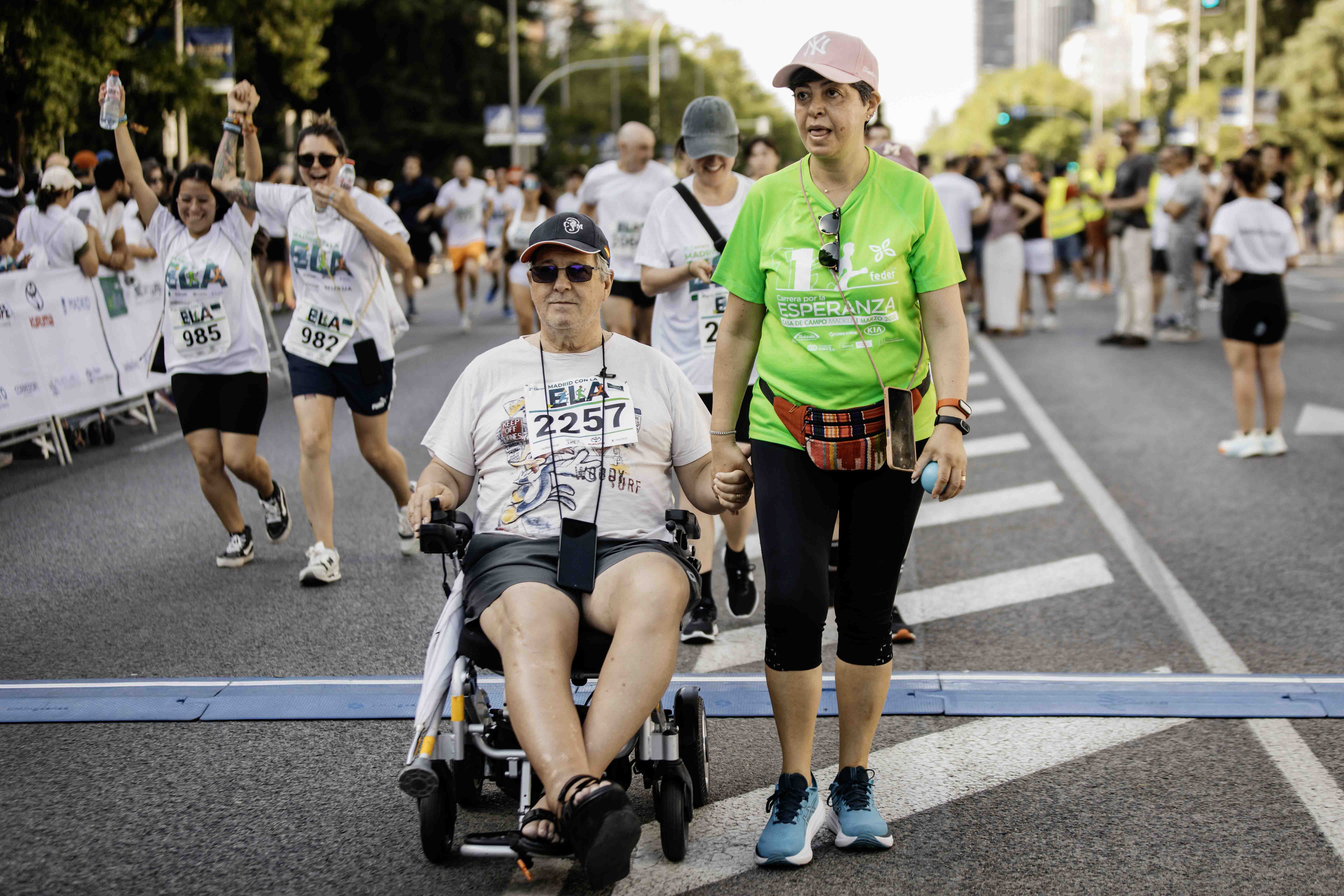 Las mejores fotos de la meta de la Carrera Madrid con la ELA 266