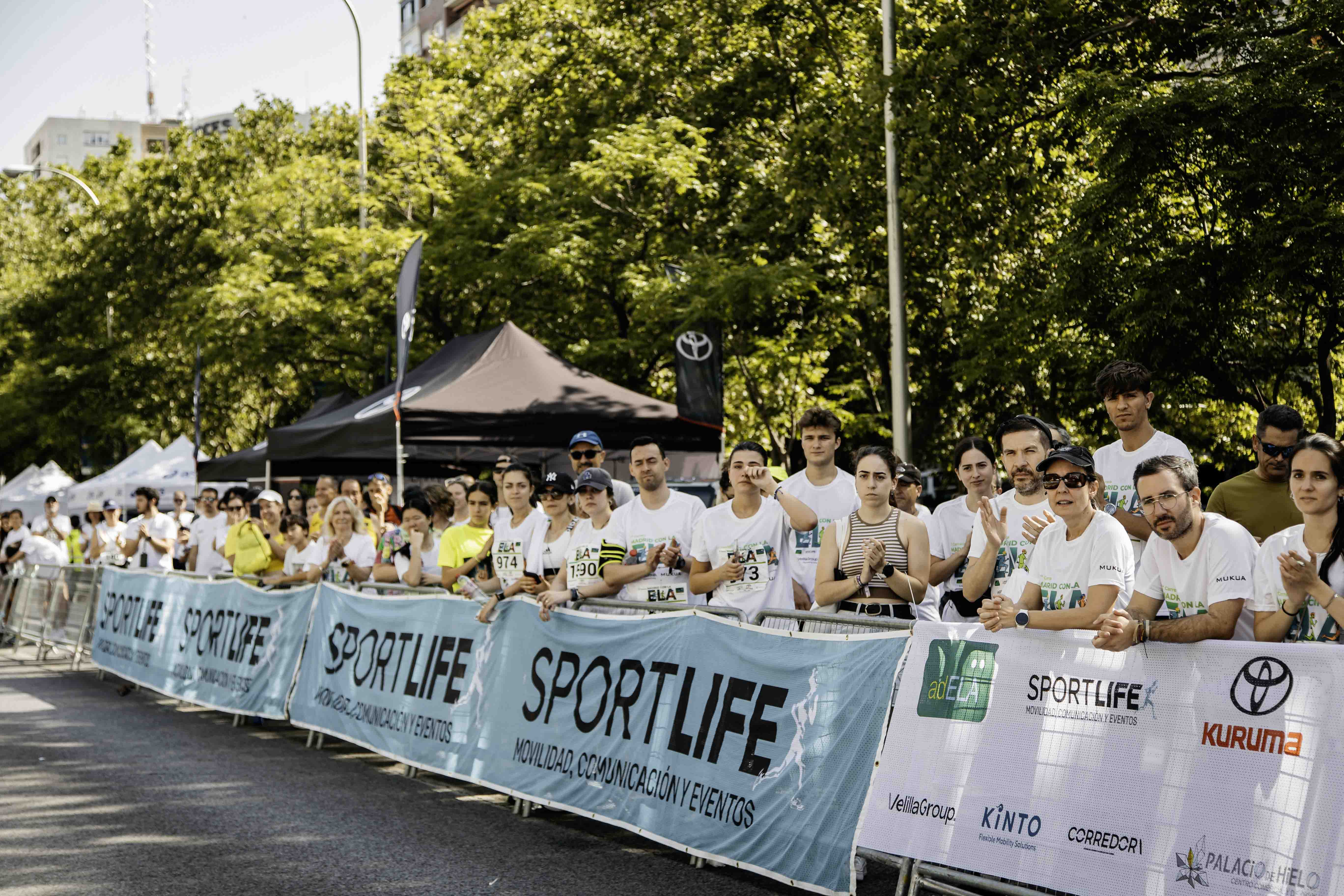 Las mejores fotos de la Carrera de la Superación celebara dentro de la Carrera Madrid con la ELA 48