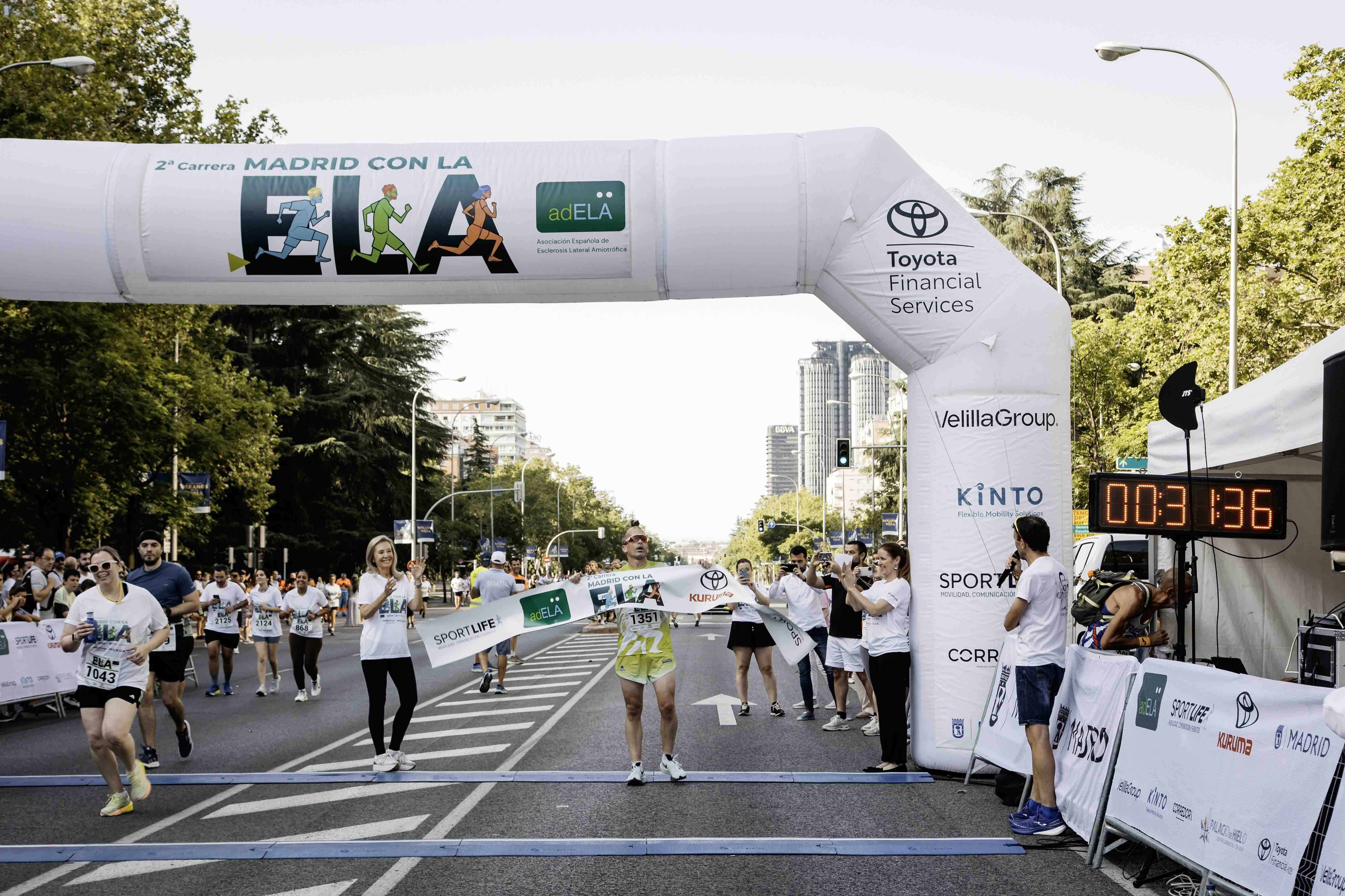 Las mejores fotos de la meta de la Carrera Madrid con la ELA 142