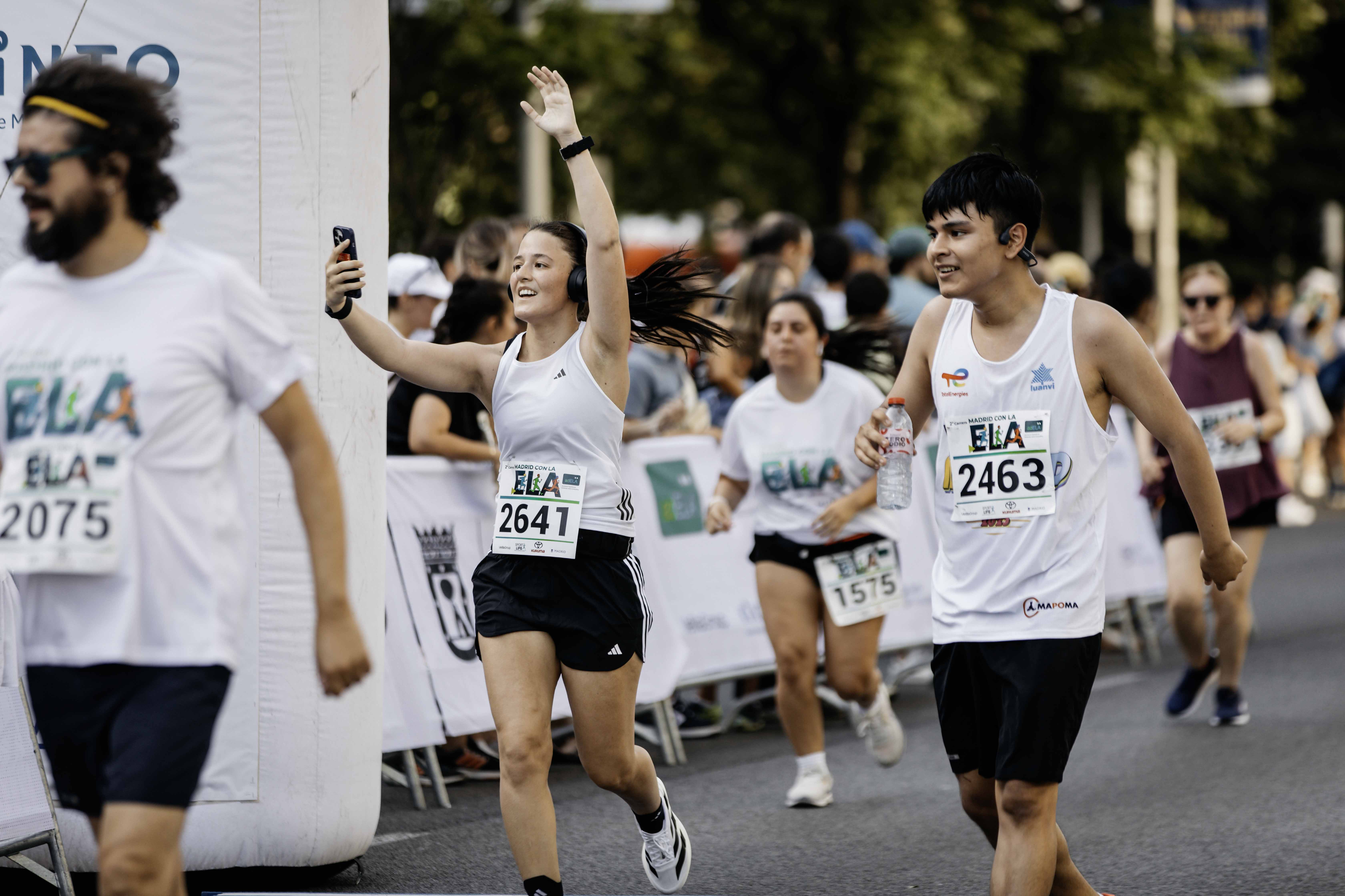 Las mejores fotos de la meta de la Carrera Madrid con la ELA 147
