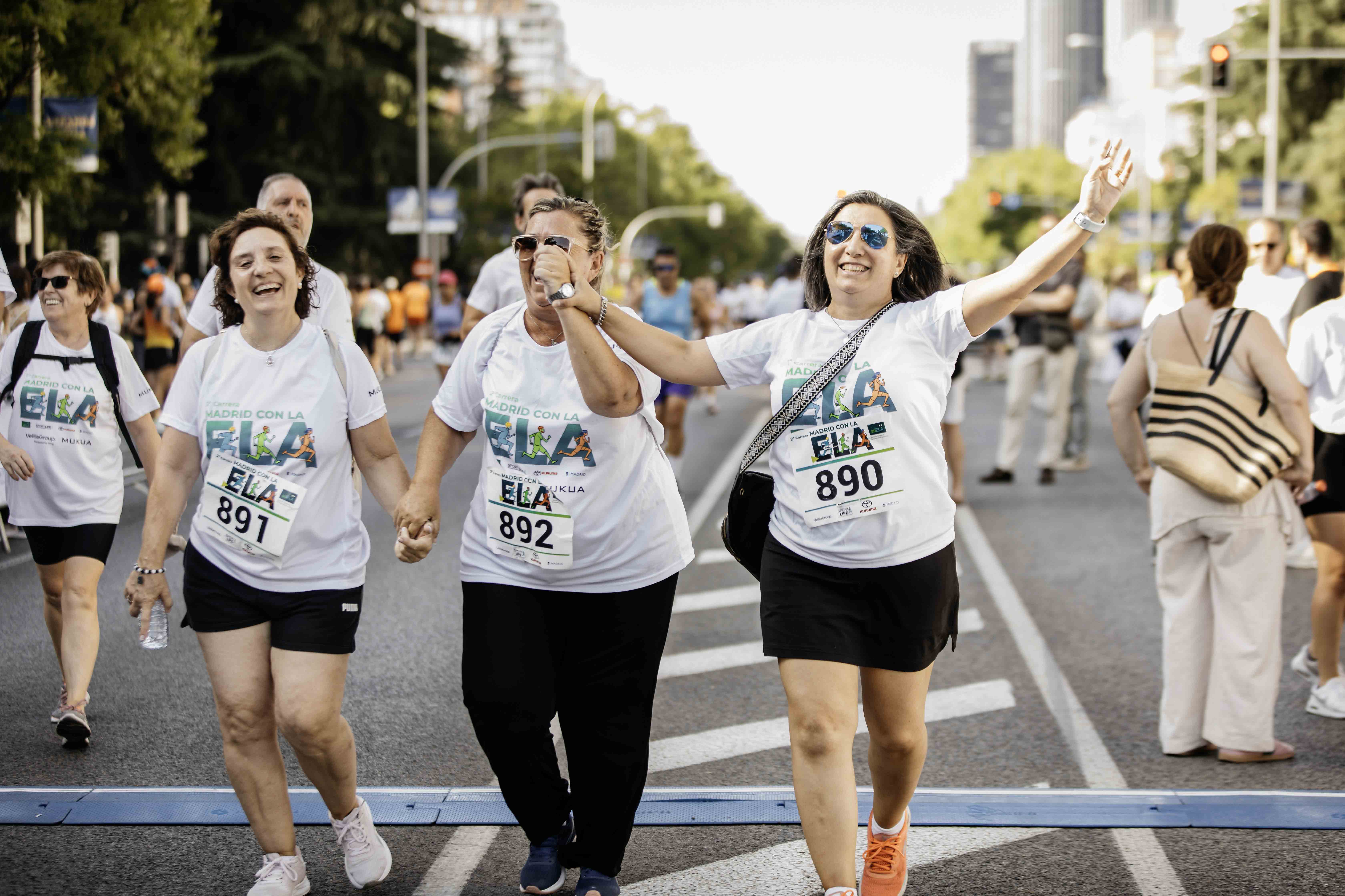 Las mejores fotos de la meta de la Carrera Madrid con la ELA 285