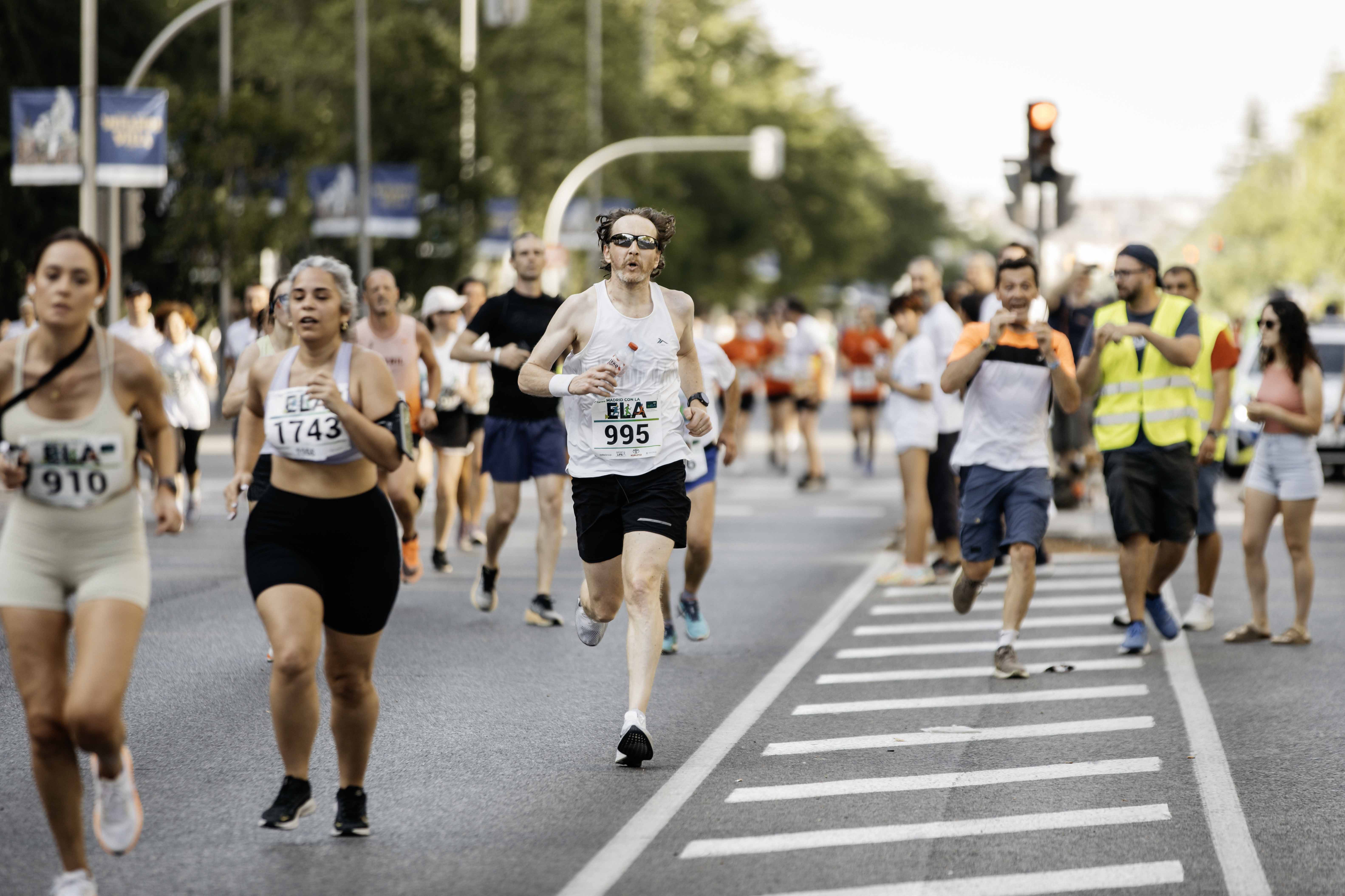 Las mejores fotos de la meta de la Carrera Madrid con la ELA 185