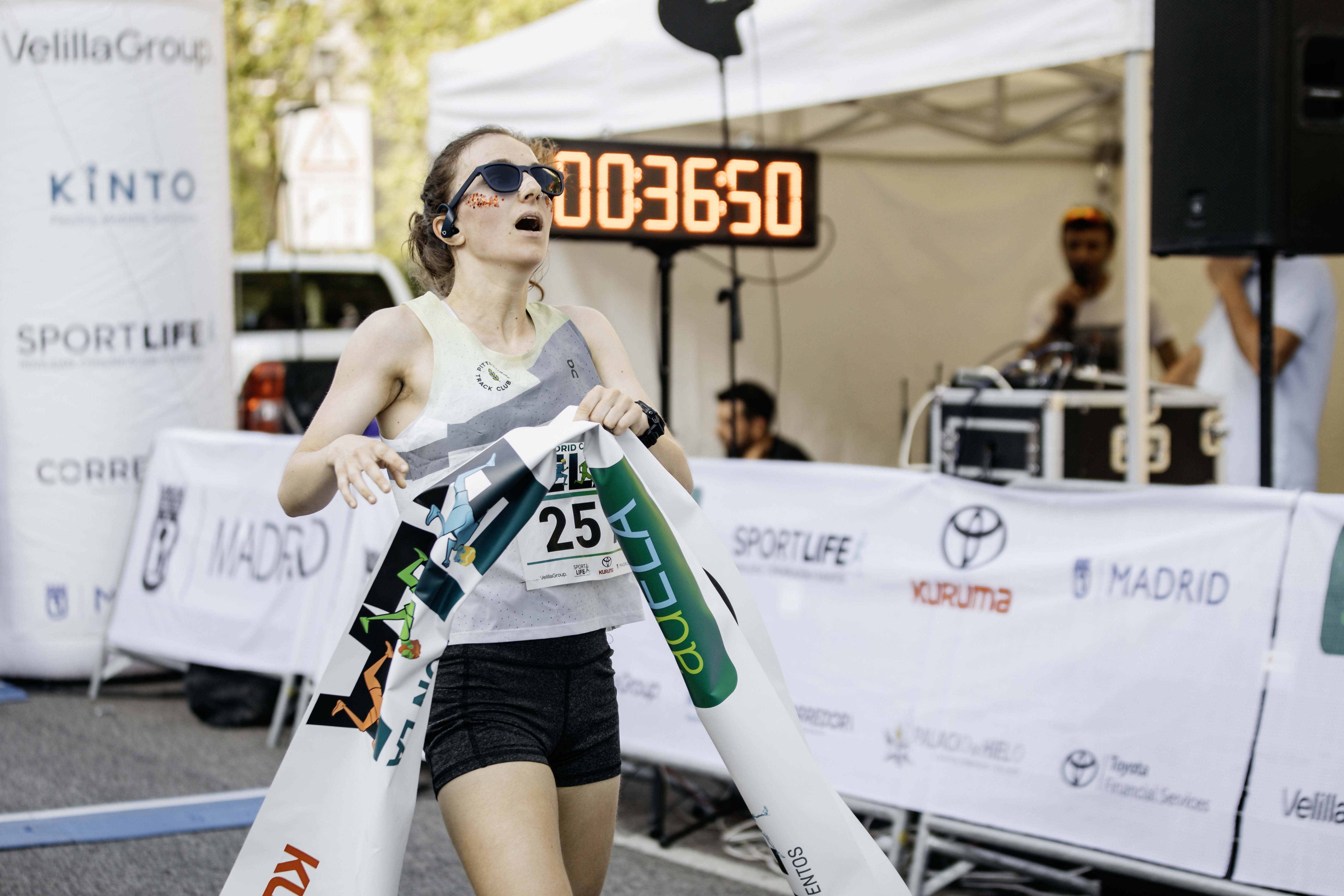 Las mejores fotos de la meta de la Carrera Madrid con la ELA 190