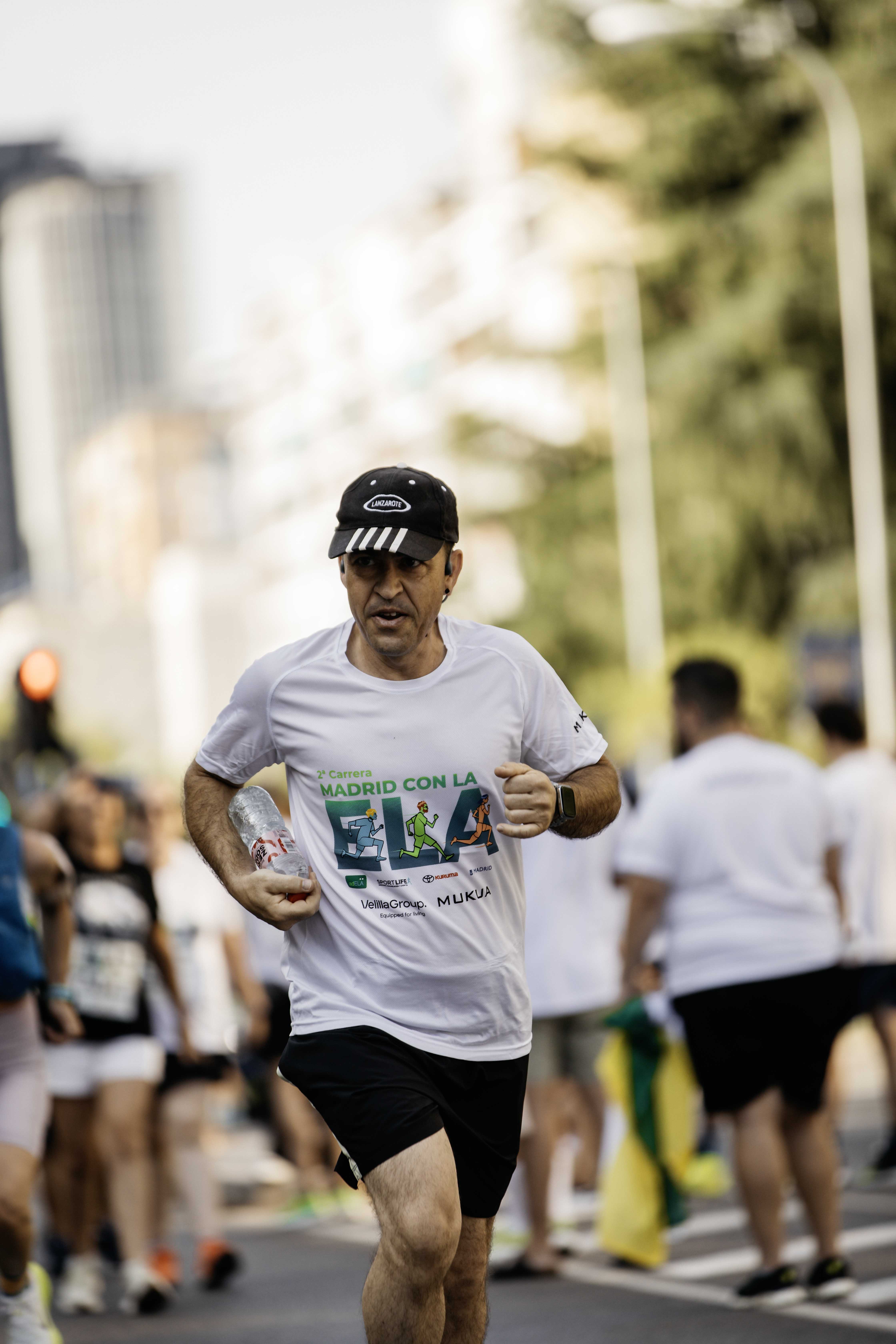 Las mejores fotos de la meta de la Carrera Madrid con la ELA 325