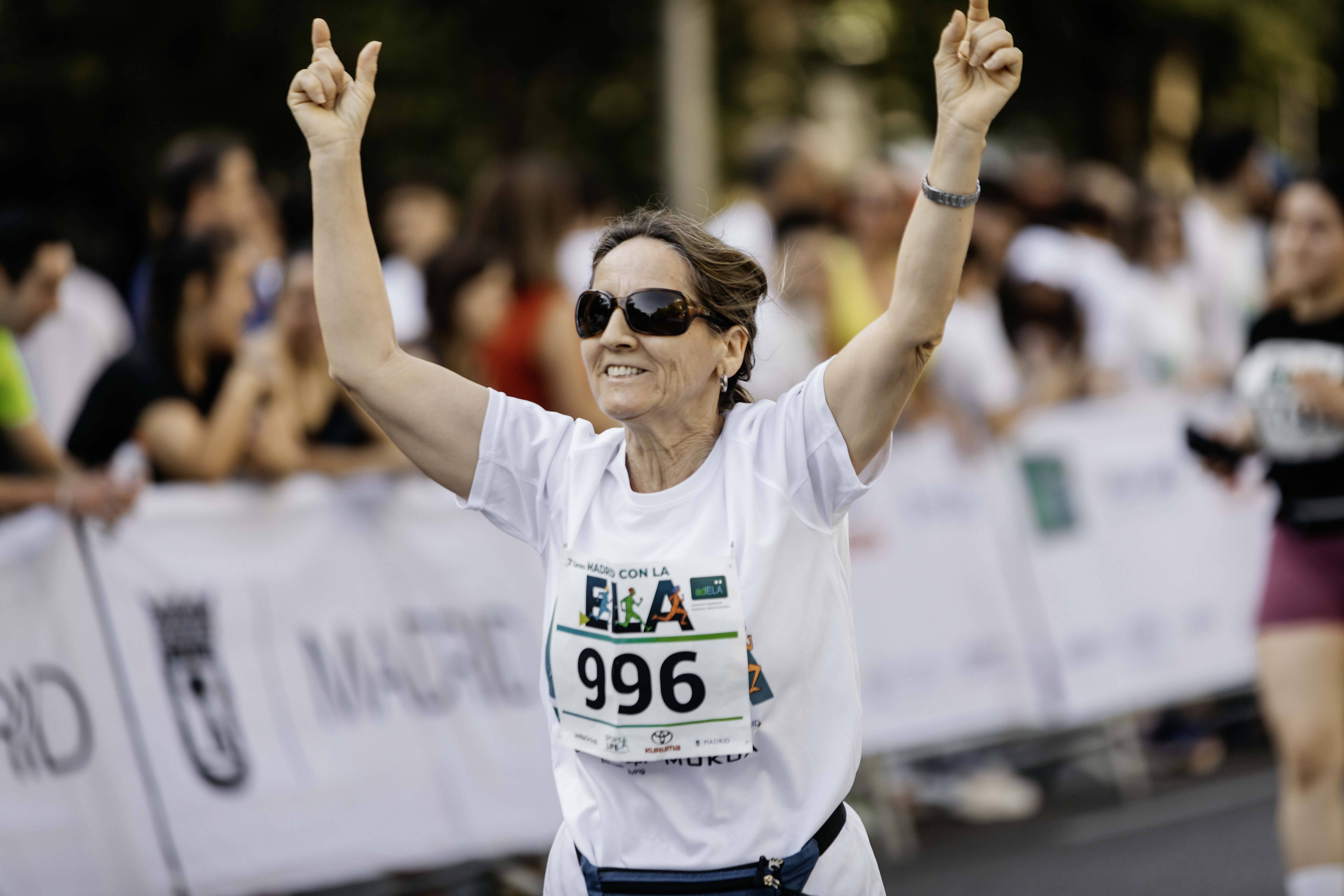 Las mejores fotos de la meta de la Carrera Madrid con la ELA 195
