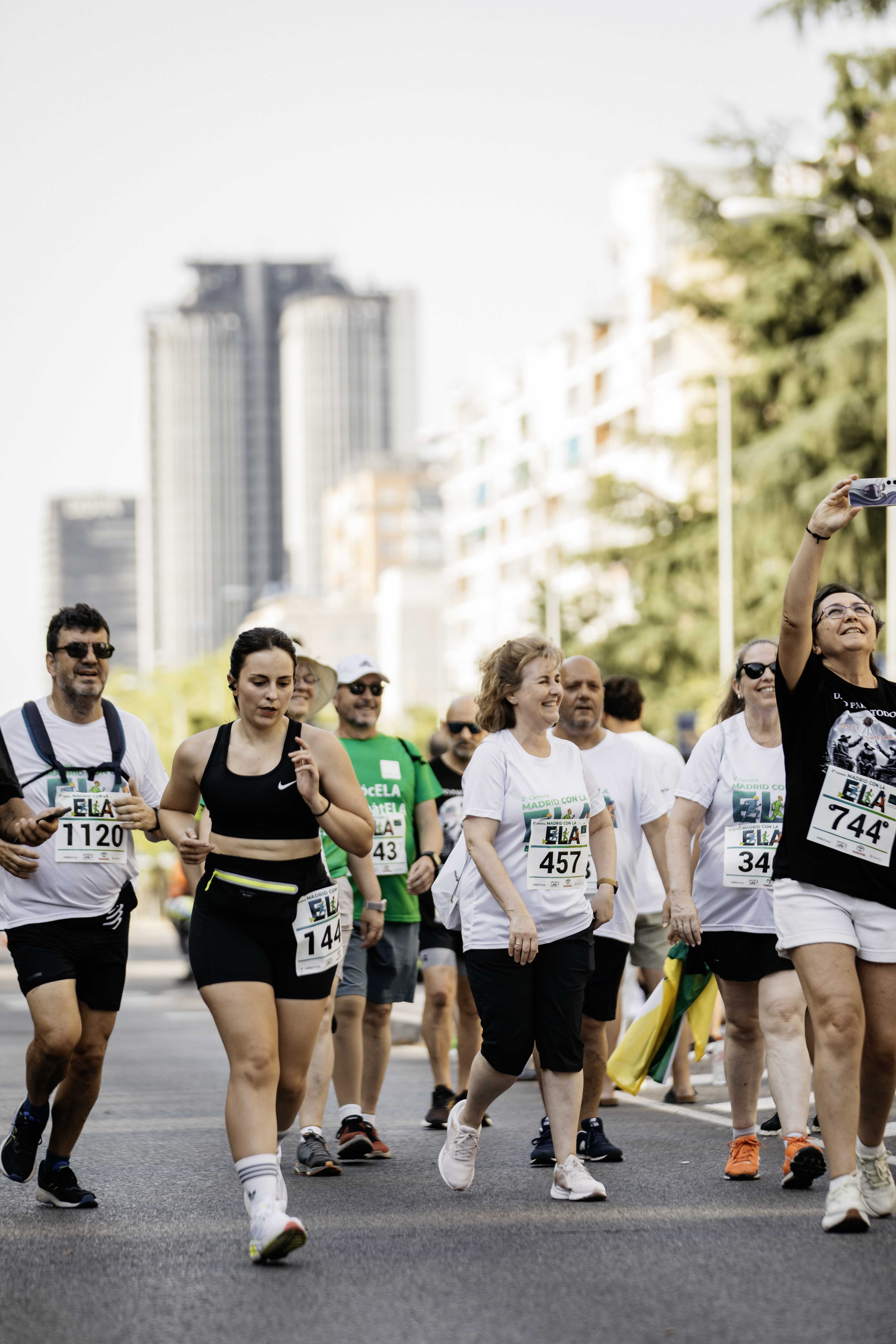 Las mejores fotos de la meta de la Carrera Madrid con la ELA 330
