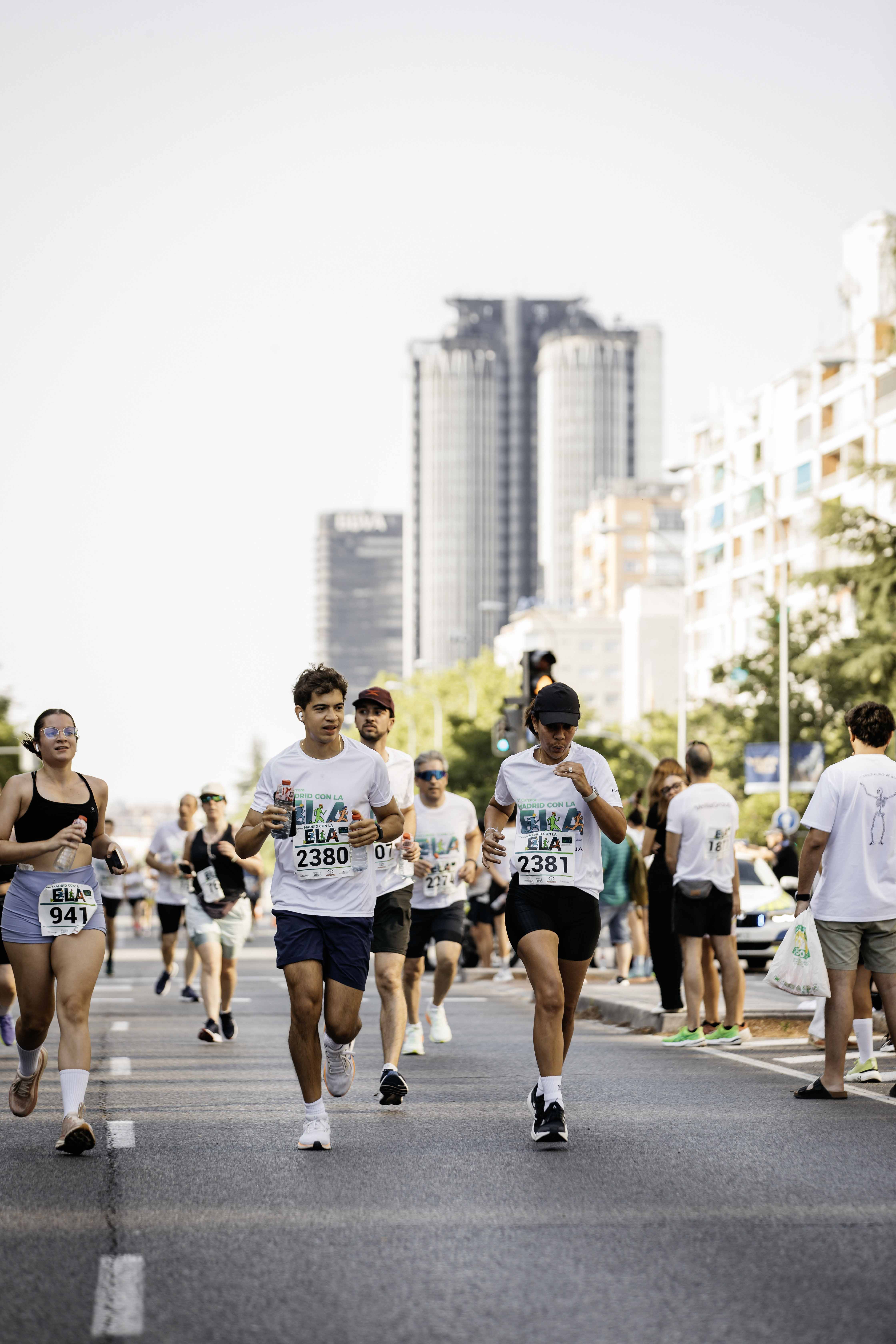Las mejores fotos de la meta de la Carrera Madrid con la ELA 337