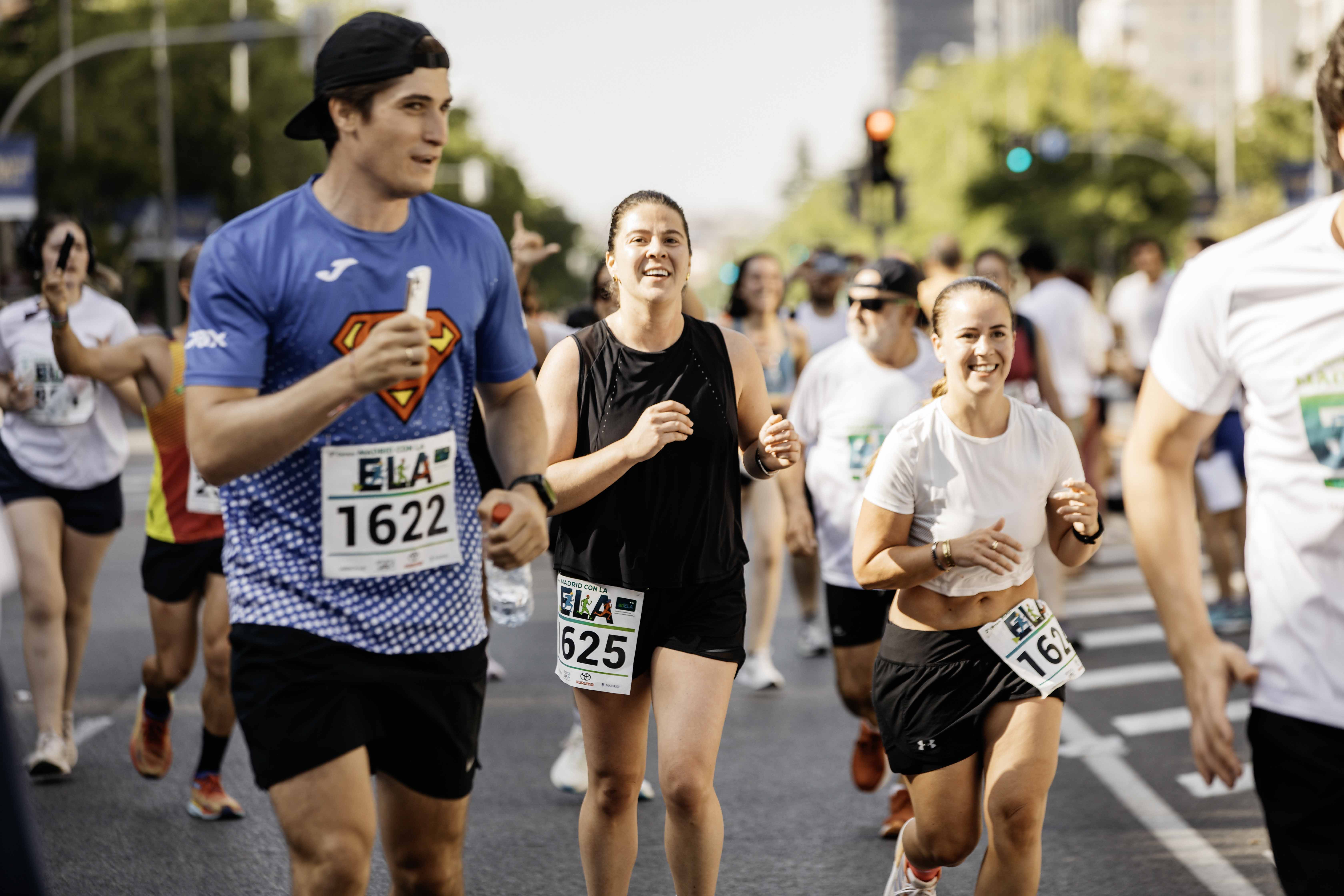 Las mejores fotos de la meta de la Carrera Madrid con la ELA 356