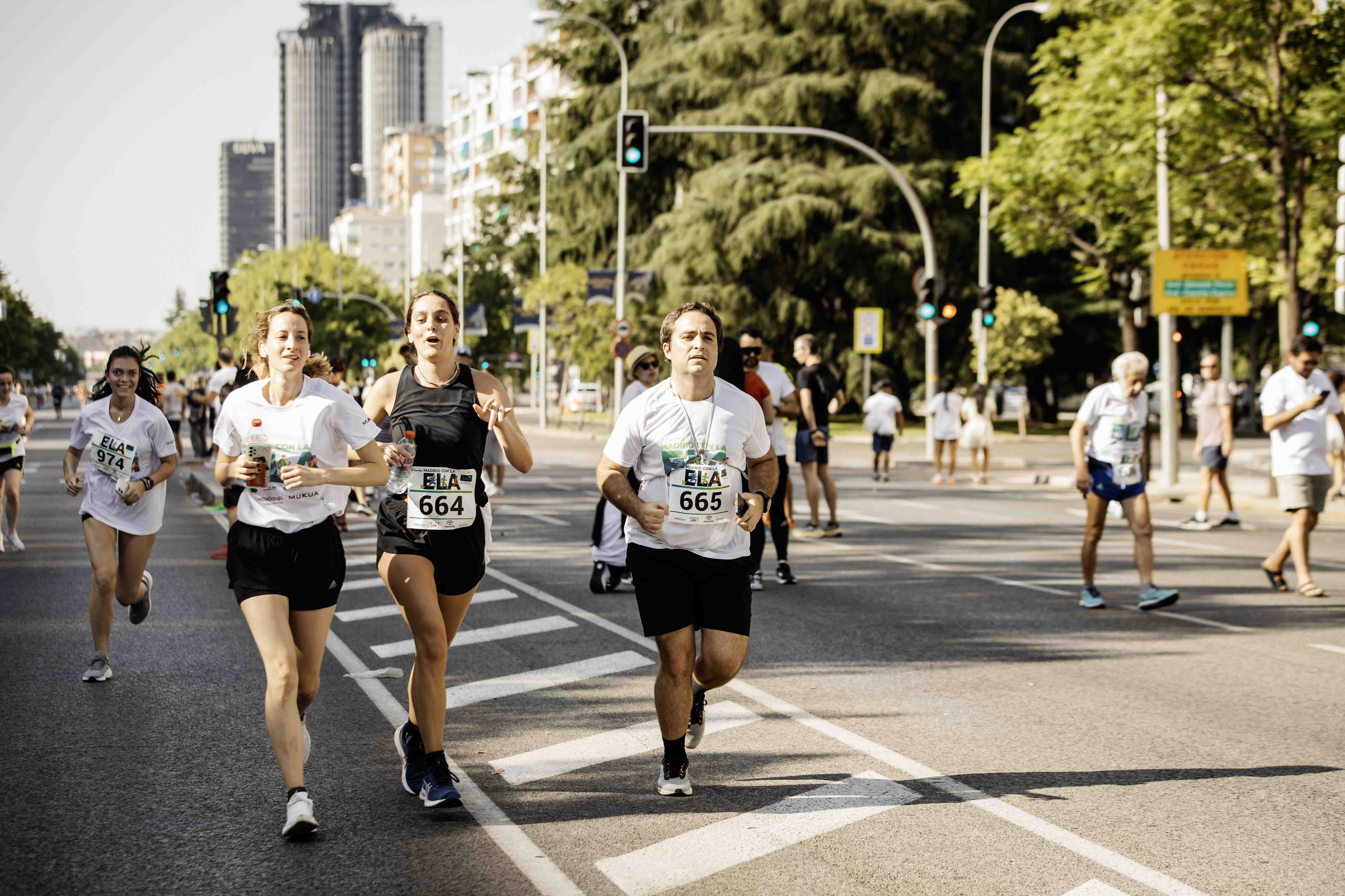Las mejores fotos de la meta de la Carrera Madrid con la ELA 360