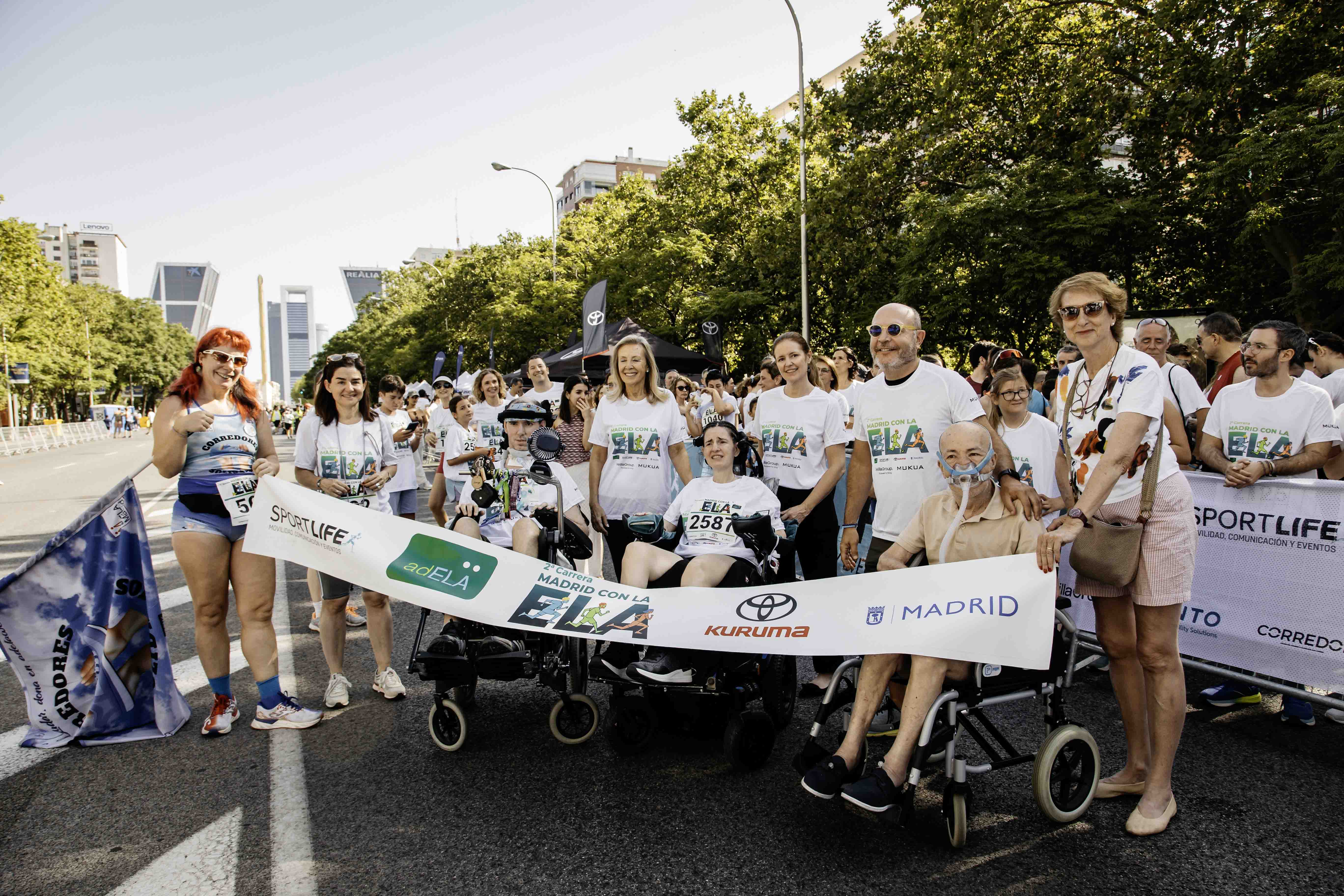 Las mejores fotos de la meta de la Carrera Madrid con la ELA 383