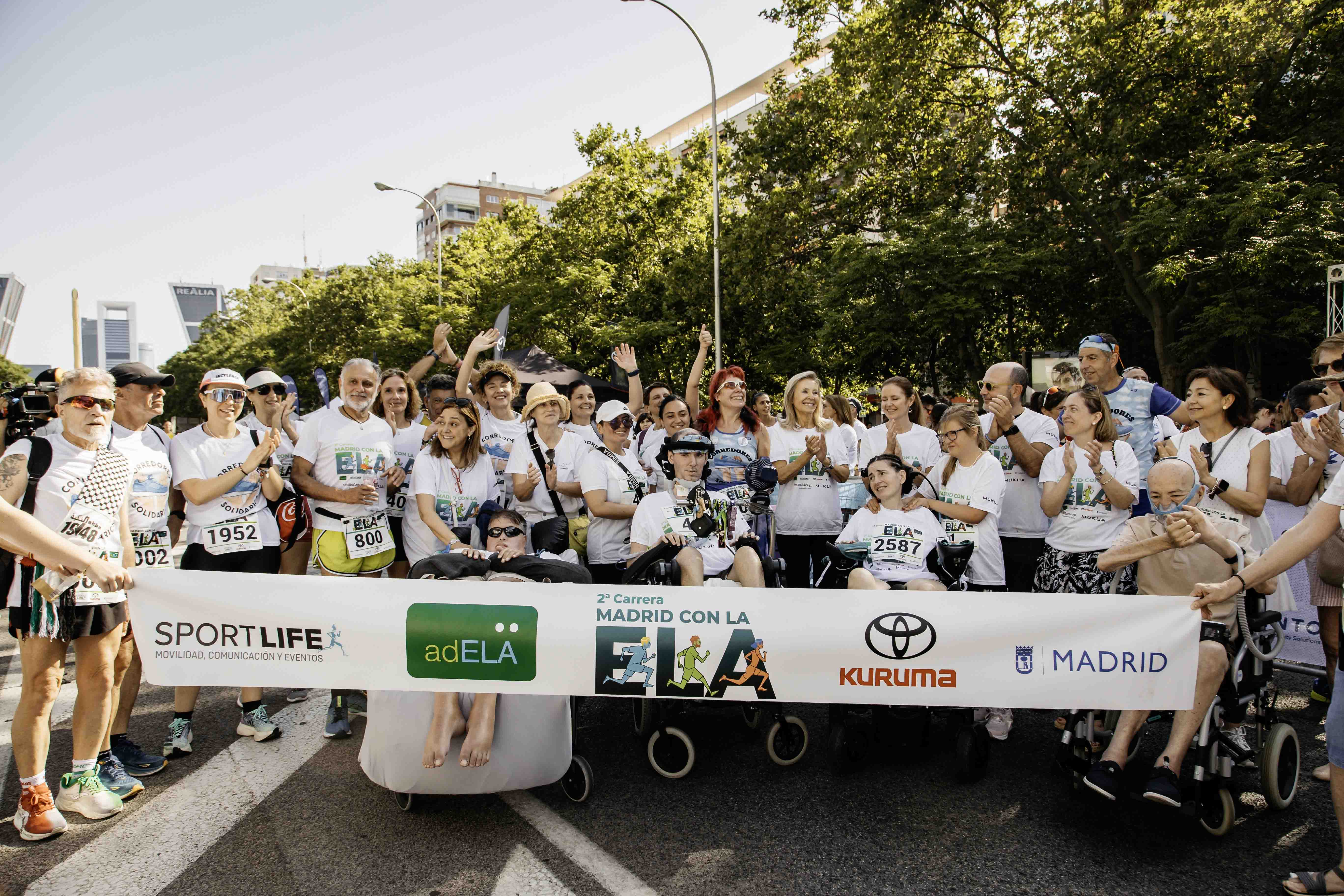 Las mejores fotos de la meta de la Carrera Madrid con la ELA 388