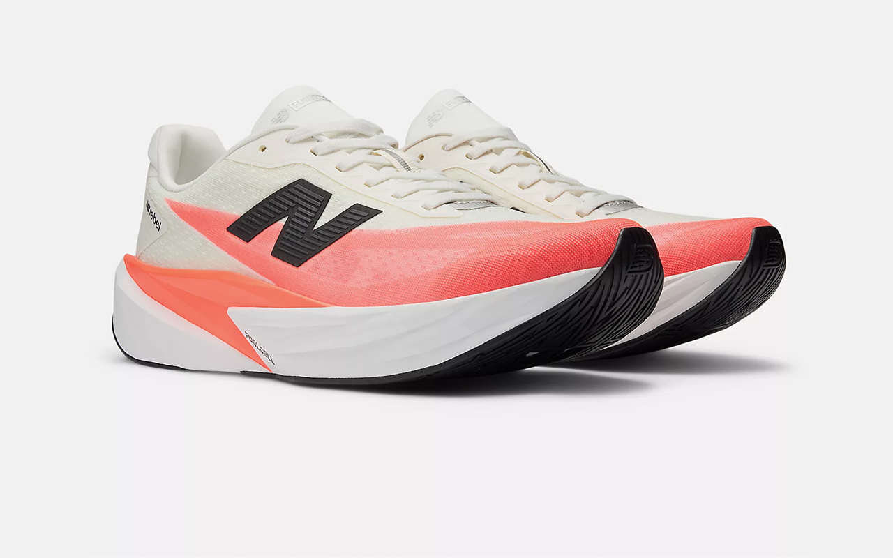 Todos los detalles de las New Balance FuelCell Rebel v5.