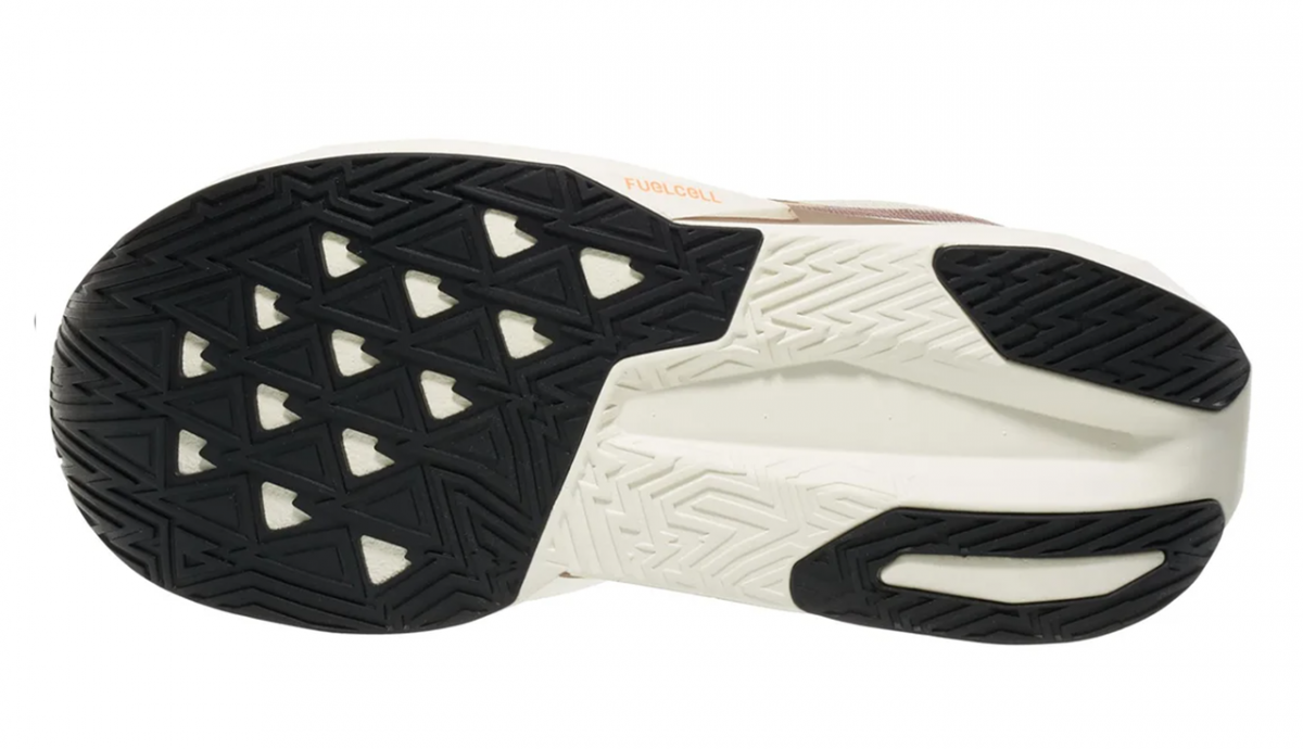 suela New Balance FuelCell Rebel v5