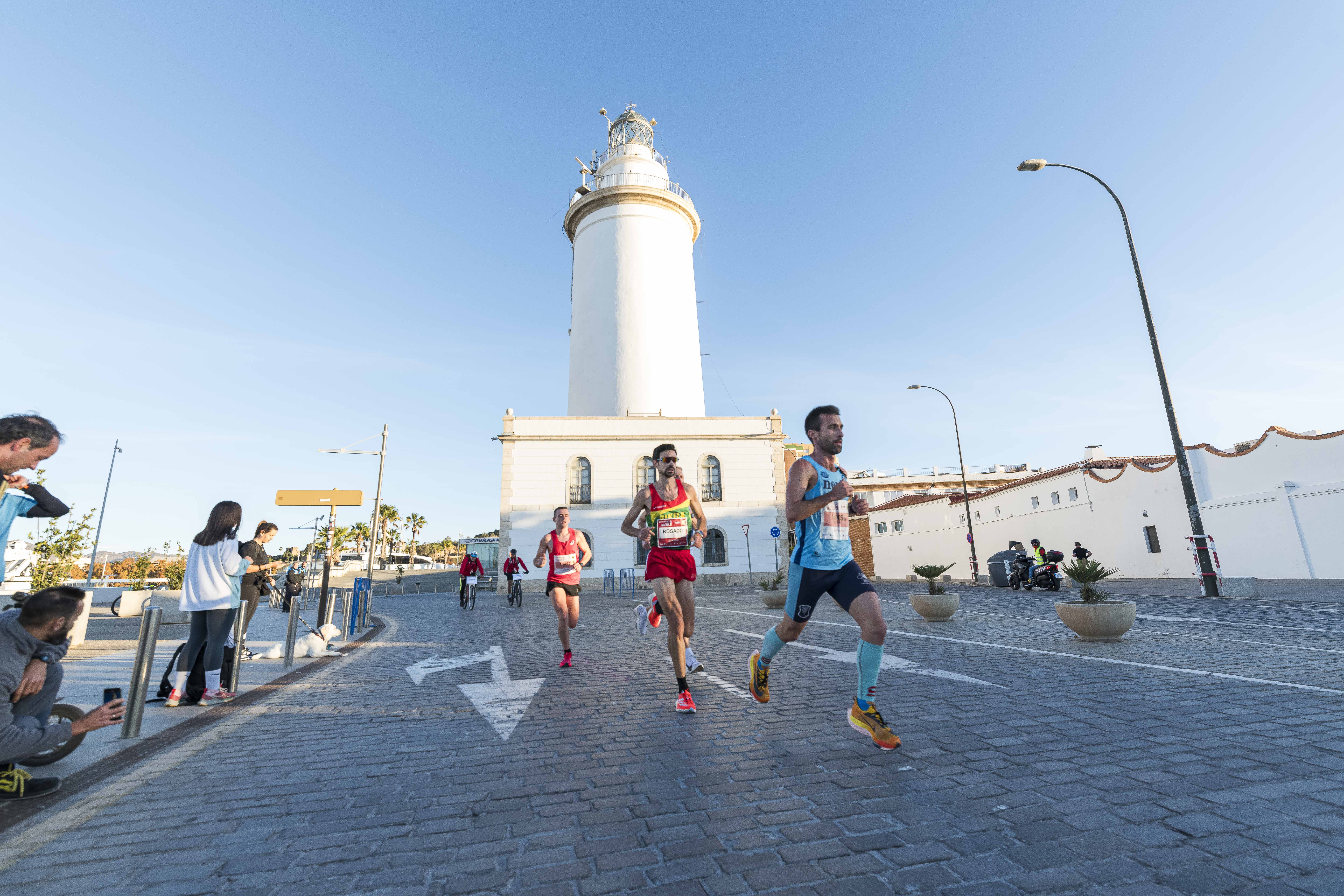 Imagen del Generali Maratón de Málaga, que incluye también la distancia de 21'097 km