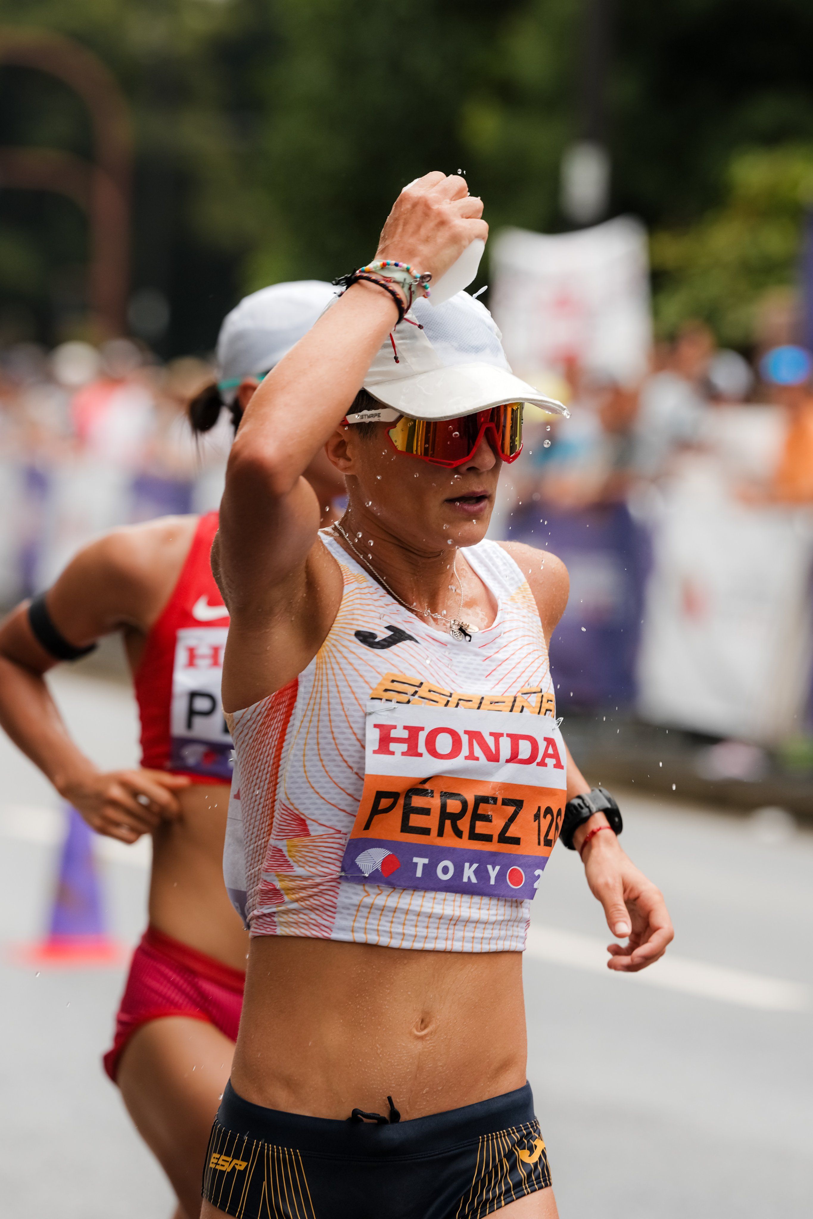 Las mejores fotos del oro de María Pérez en los 35 kilómetros marcha del Mundial de Tokio 2025. 7