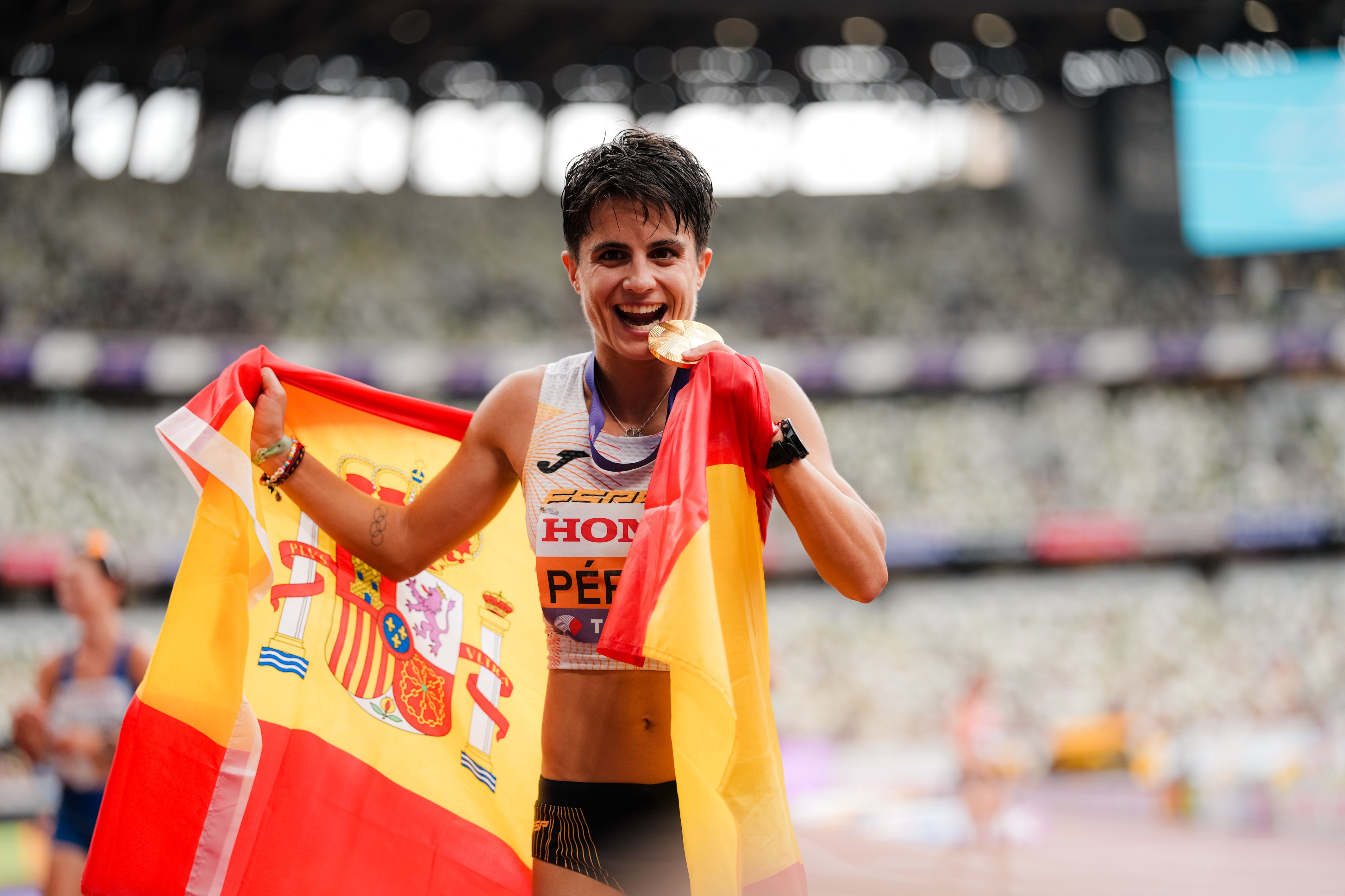 María Pérez se ha colgado el oro en 20 km marcha en el Mundial de Tokio 2025 | Foto: RFEA / Sportmedia