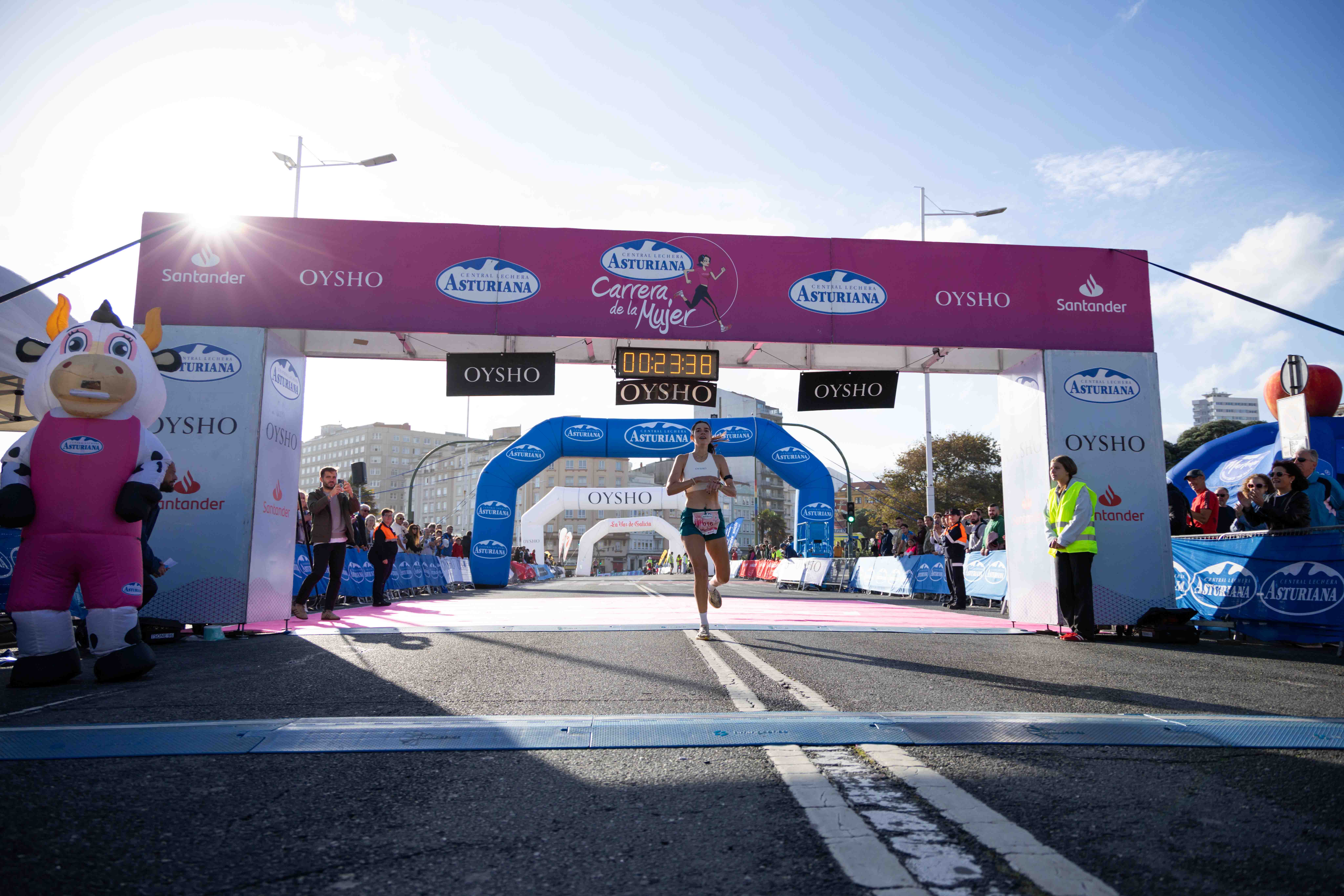 Las mejores fotos de la Carrera de la Mujer de A Coruña 2025  100