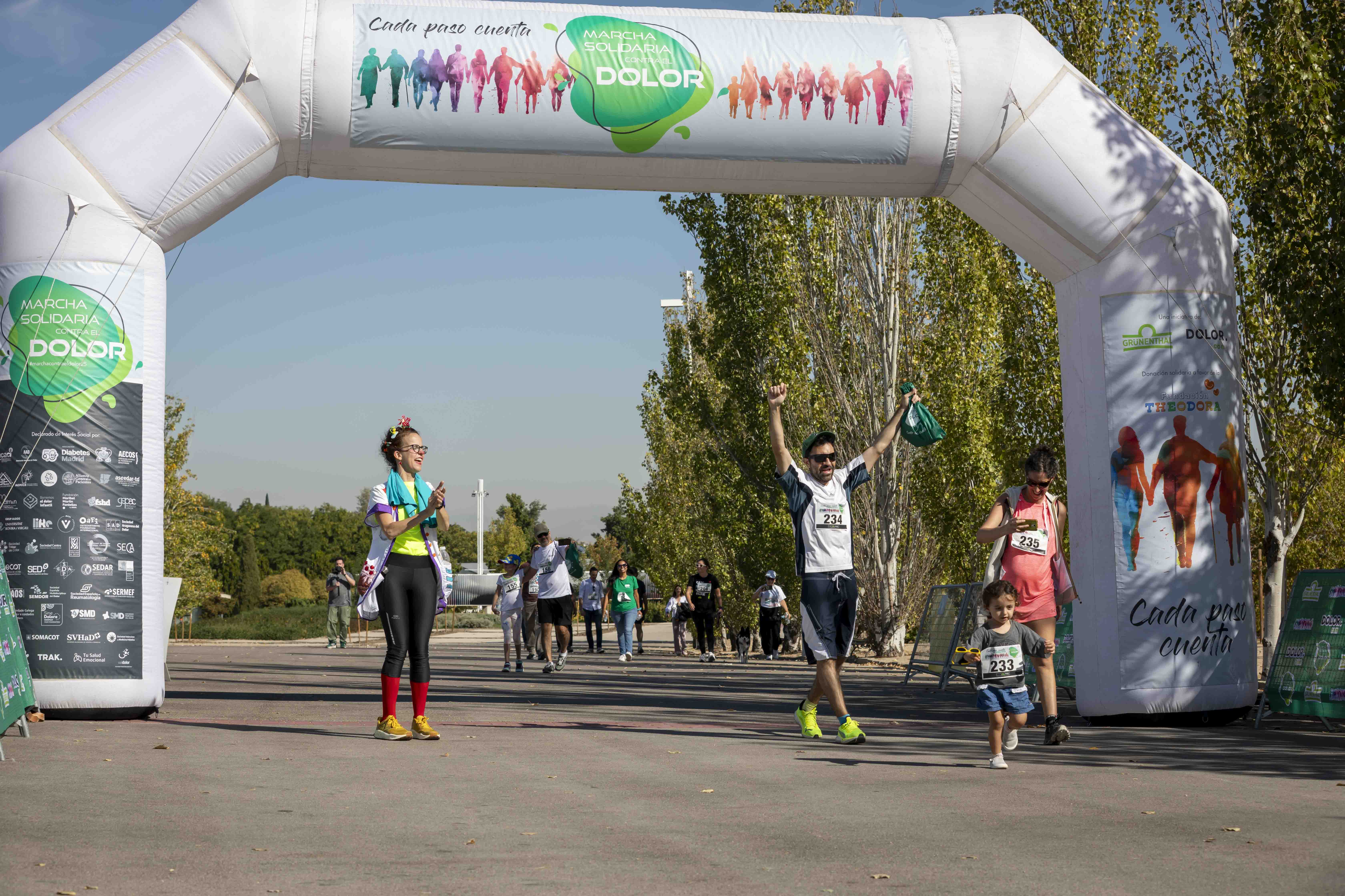 Las mejores fotos de la Marcha Solidaria Contra el Dolor. LustraCreative 387
